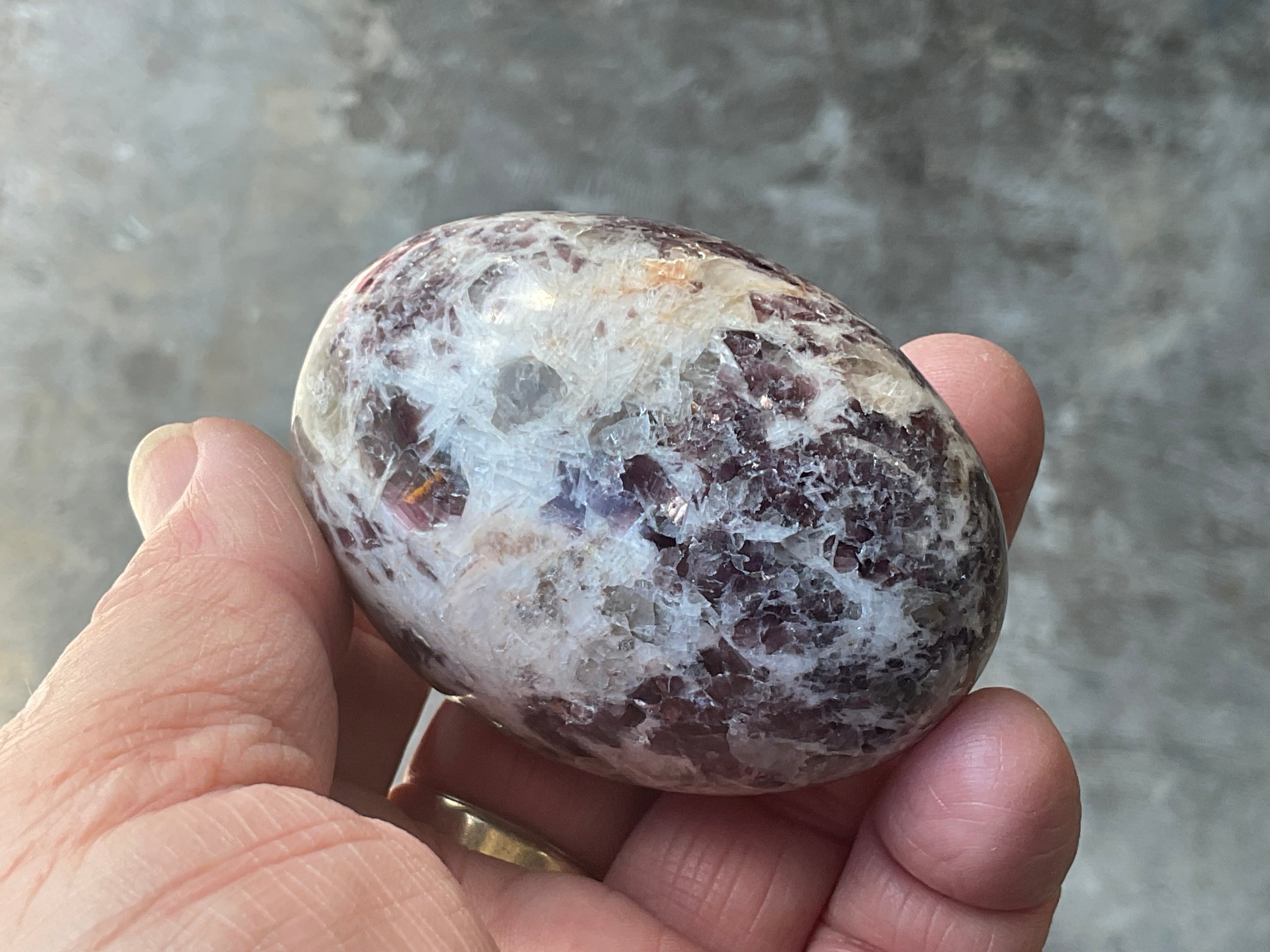 169g Lepidolite Palmstone 2C