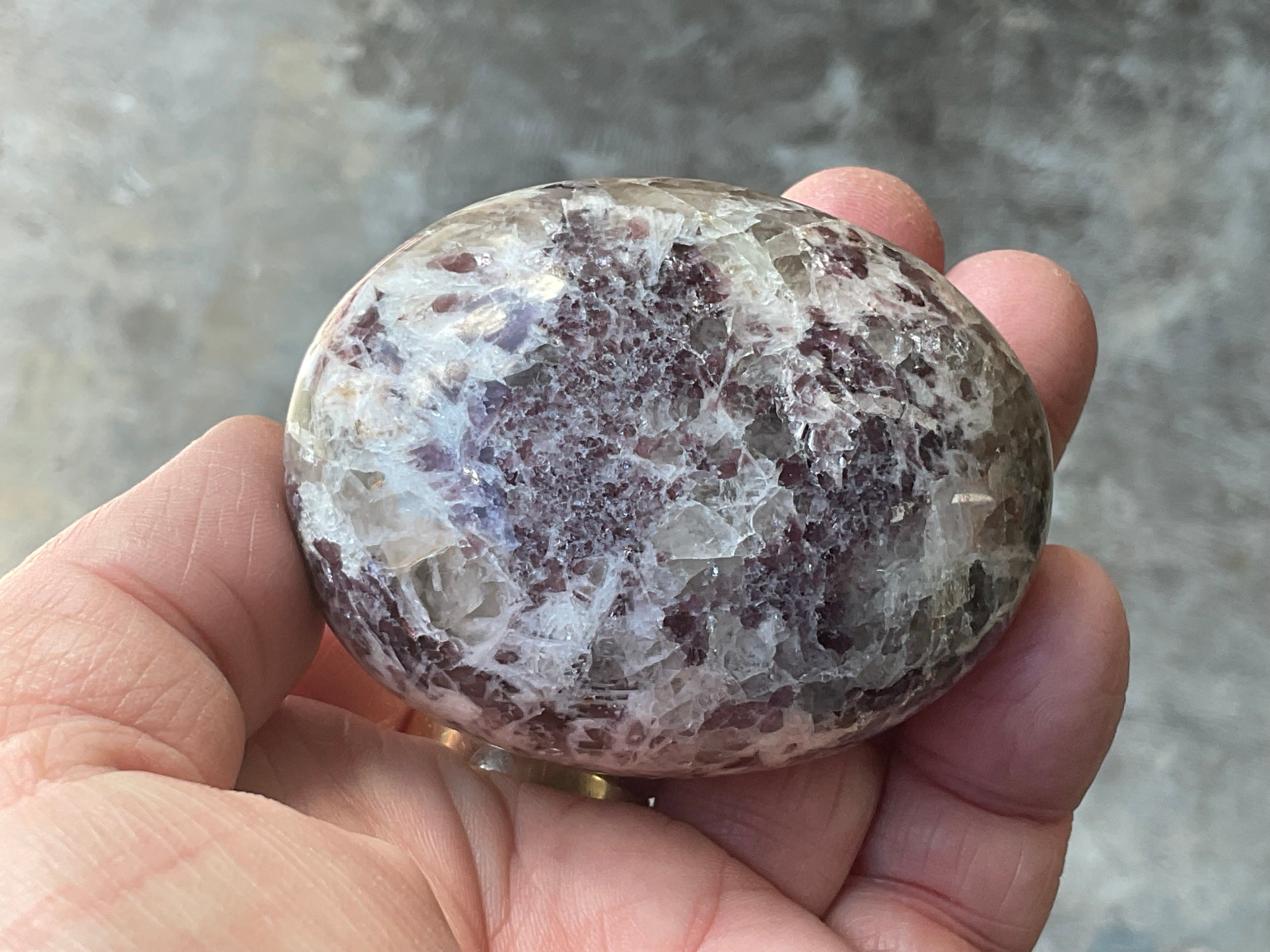 169g Lepidolite Palmstone 2C