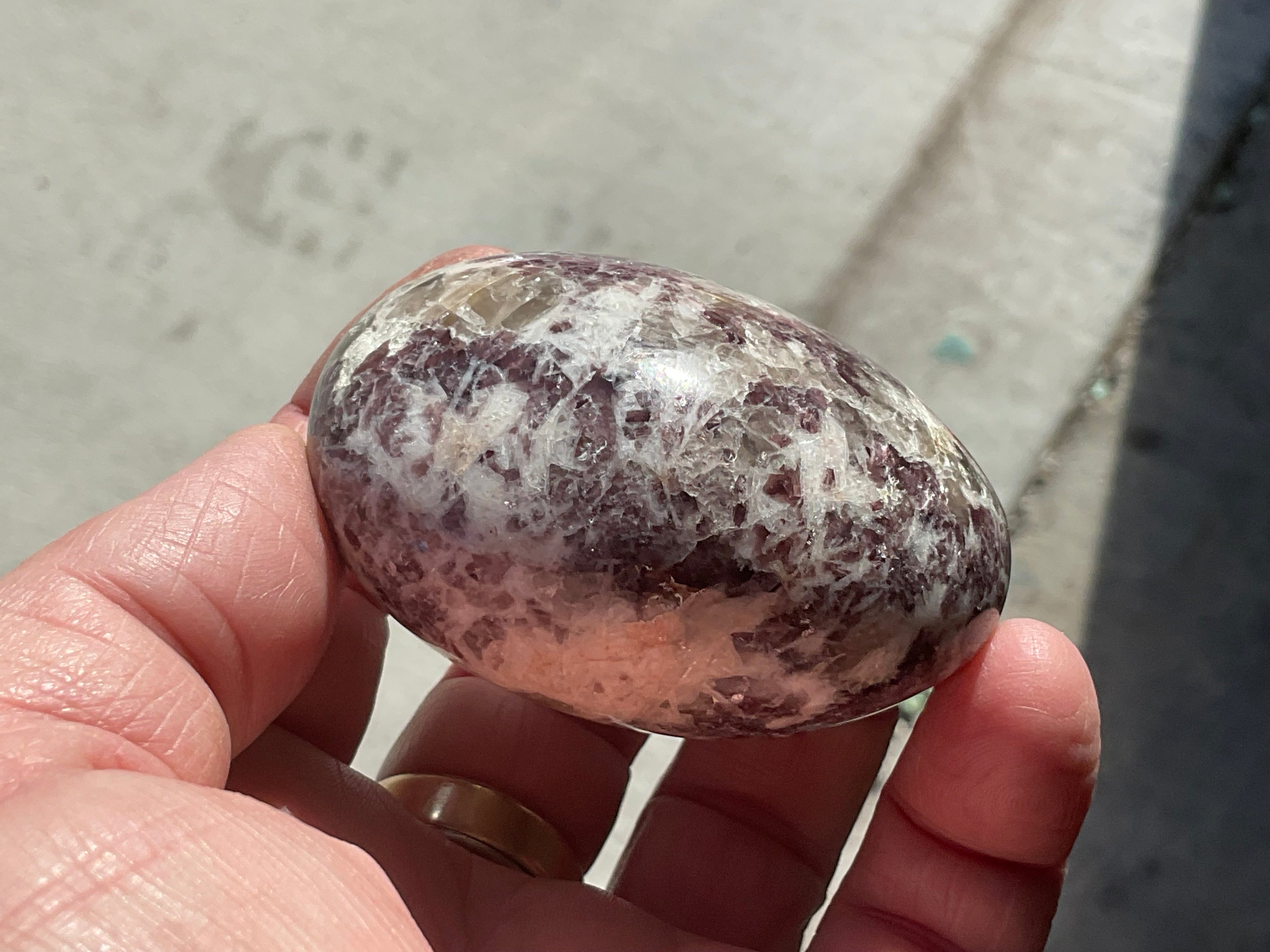 169g Lepidolite Palmstone 2C