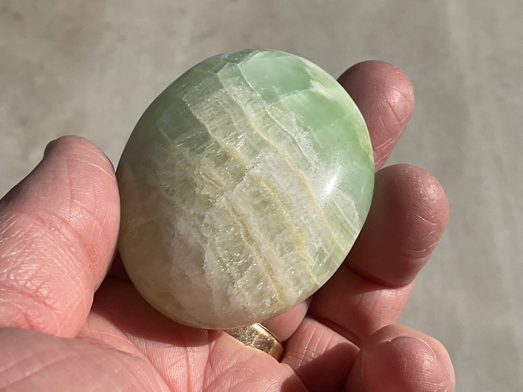 116g Pistachio Calcite Palmstone 2B