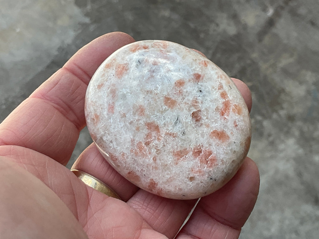 92g Sunstone Palmstone