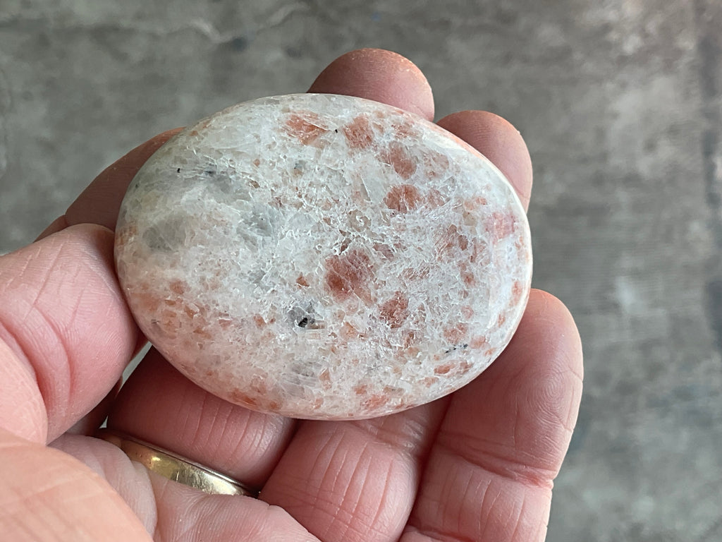 60g Sunstone Palmstone 1A