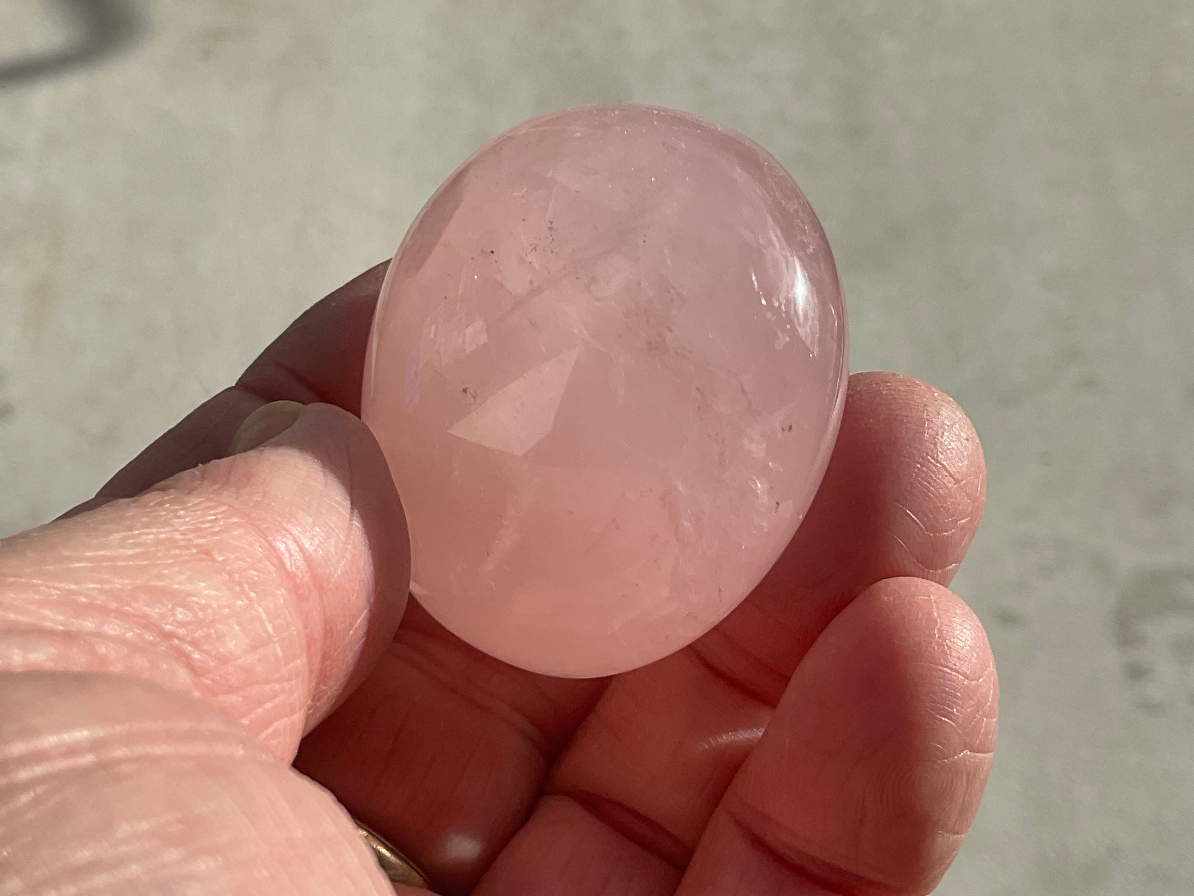 78g Rose Quartz Palmstone 1C