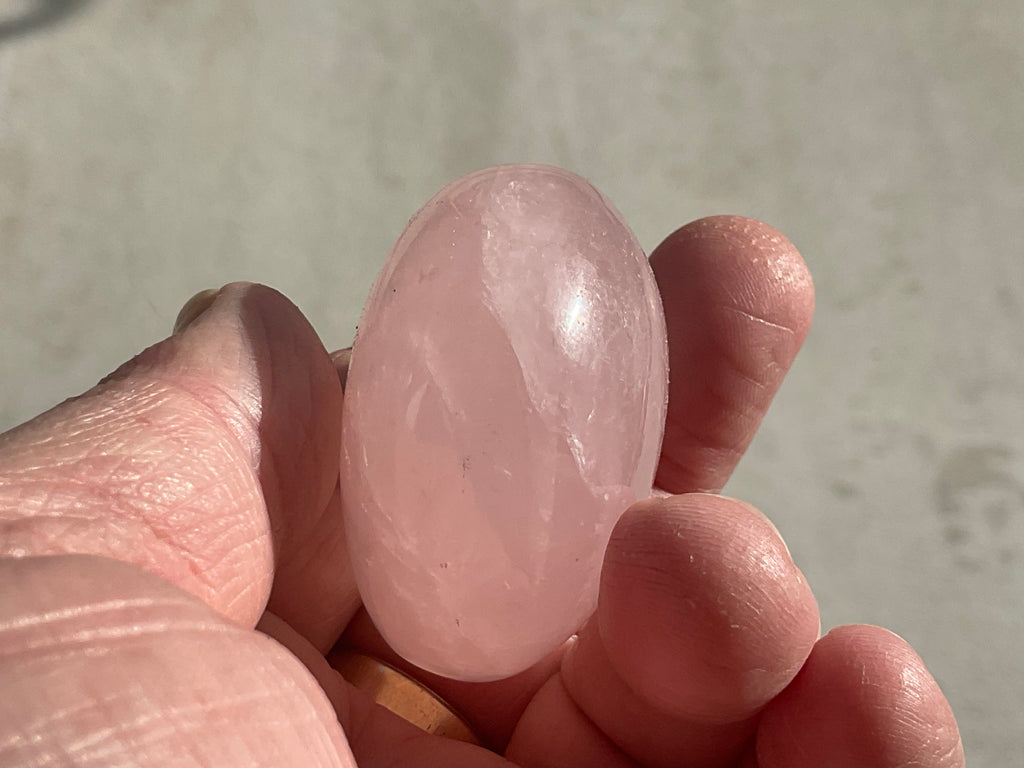 78g Rose Quartz Palmstone 1C