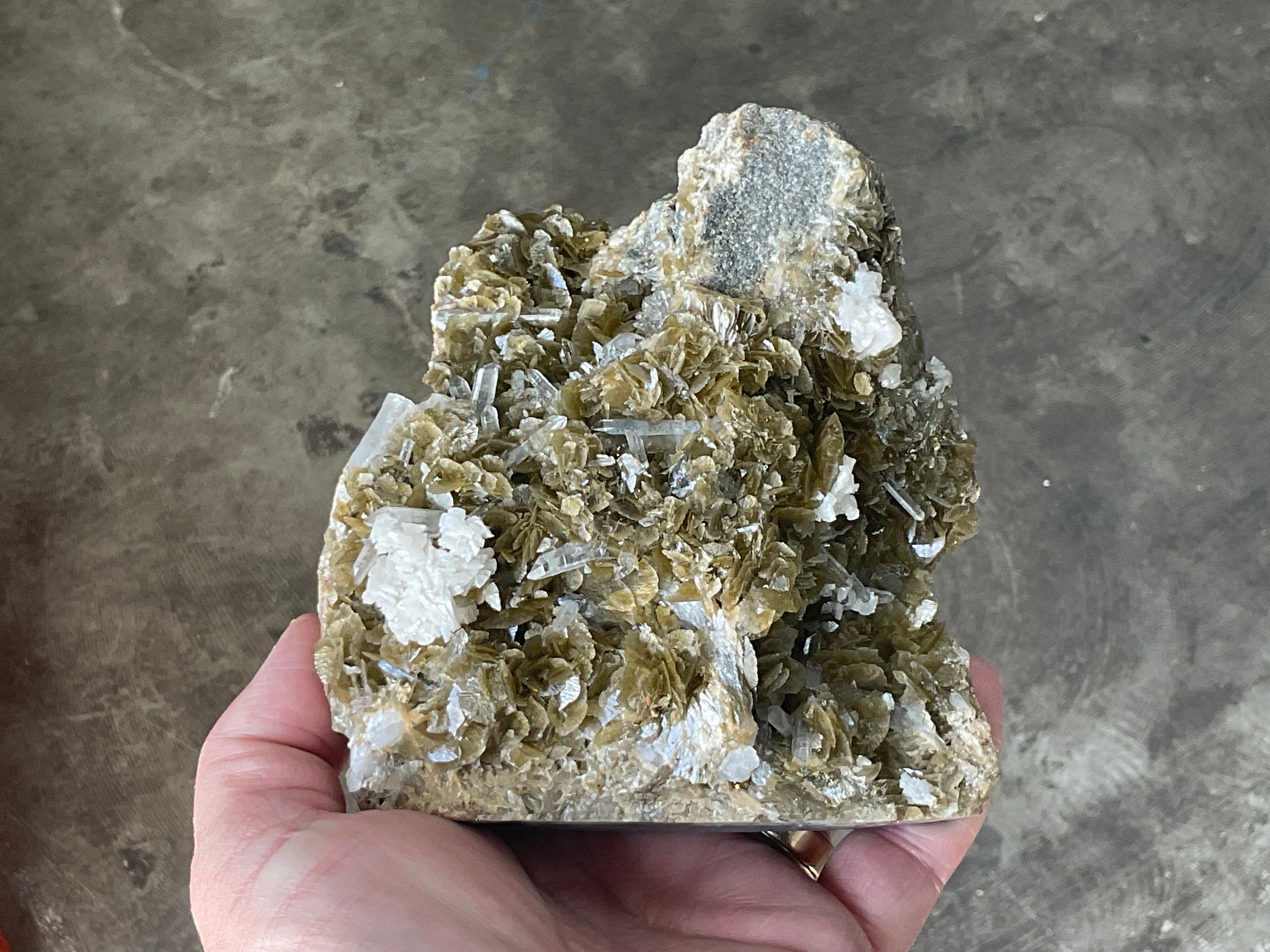 1,416g Golden Bladed Siderite, Quartz and Dolomite Specimen from Guizhou, China