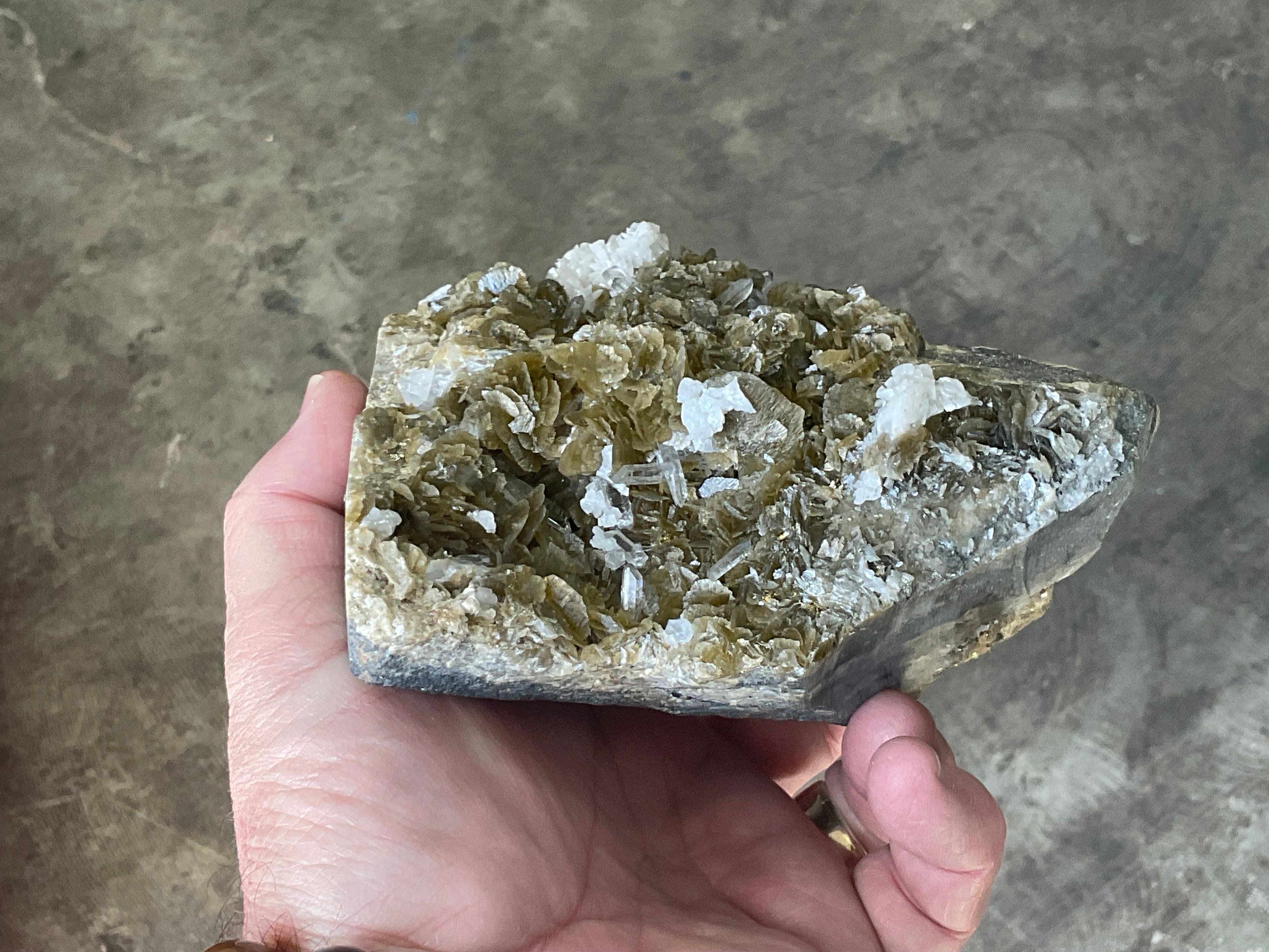 1,416g Golden Bladed Siderite, Quartz and Dolomite Specimen from Guizhou, China