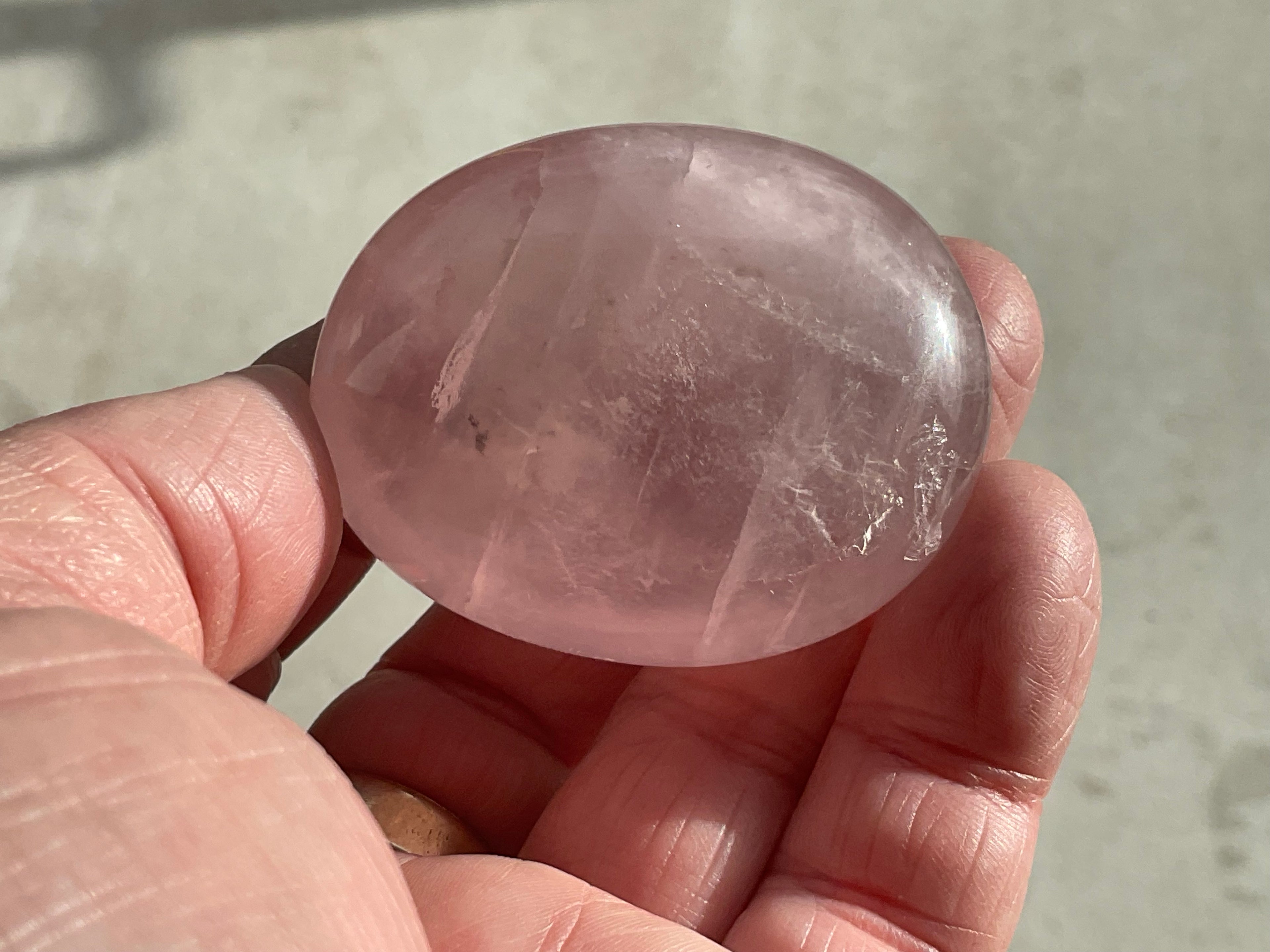 75g Rose Quartz Palmstone 3A