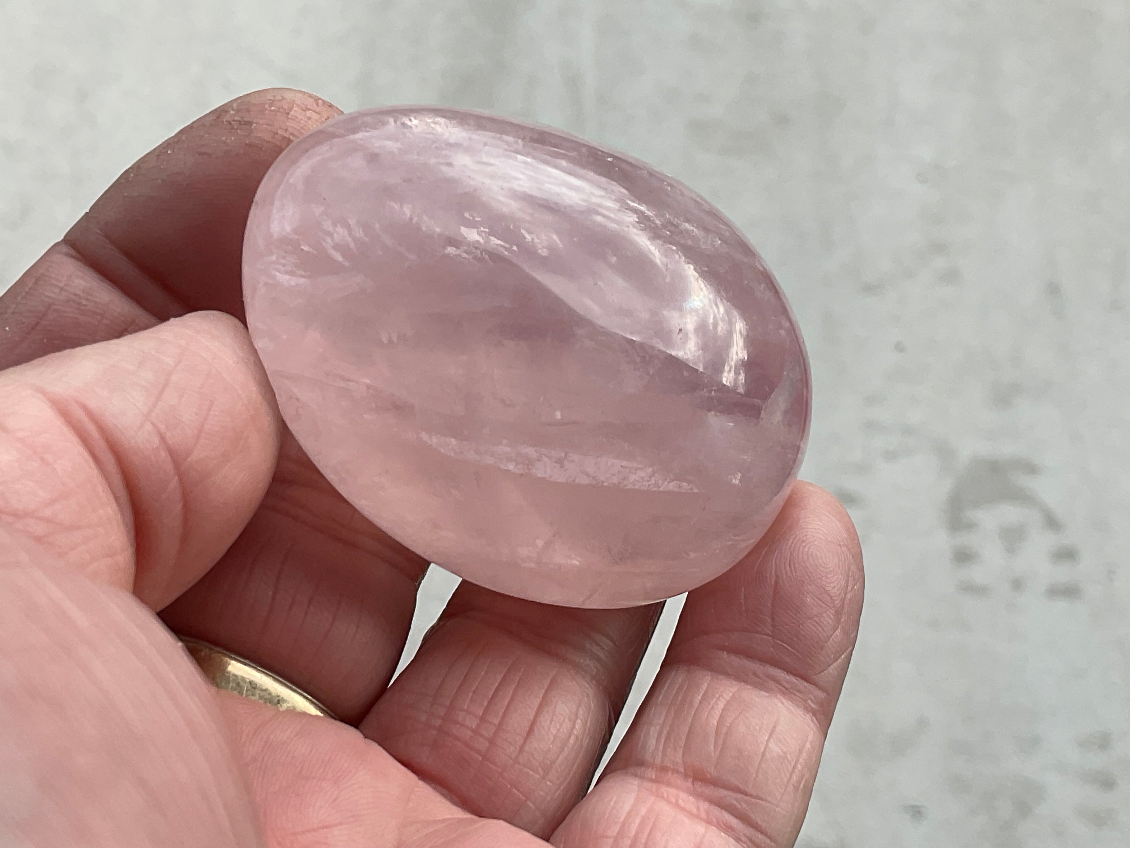85g Rose Quartz Palmstone 4A