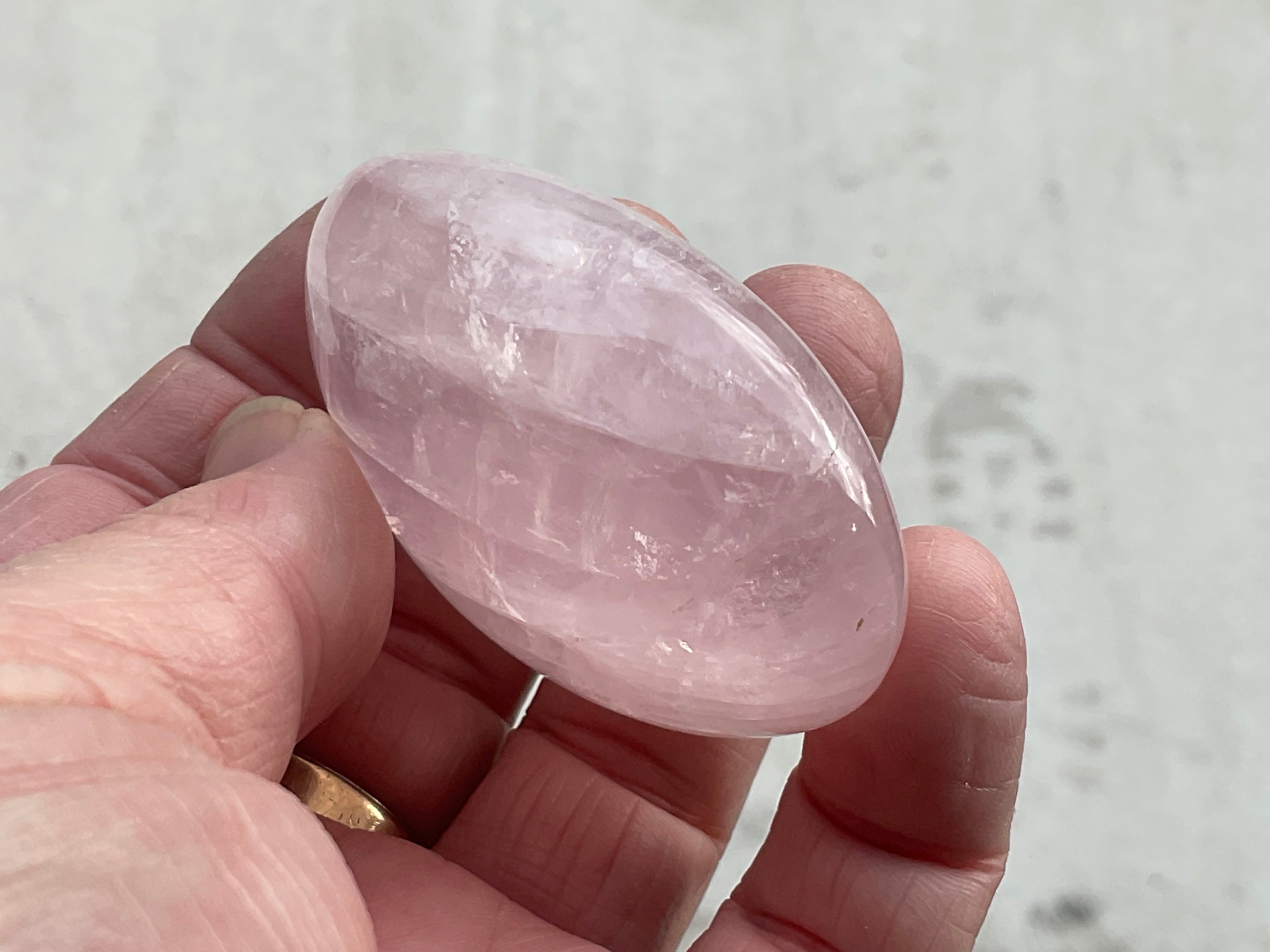 85g Rose Quartz Palmstone 4A