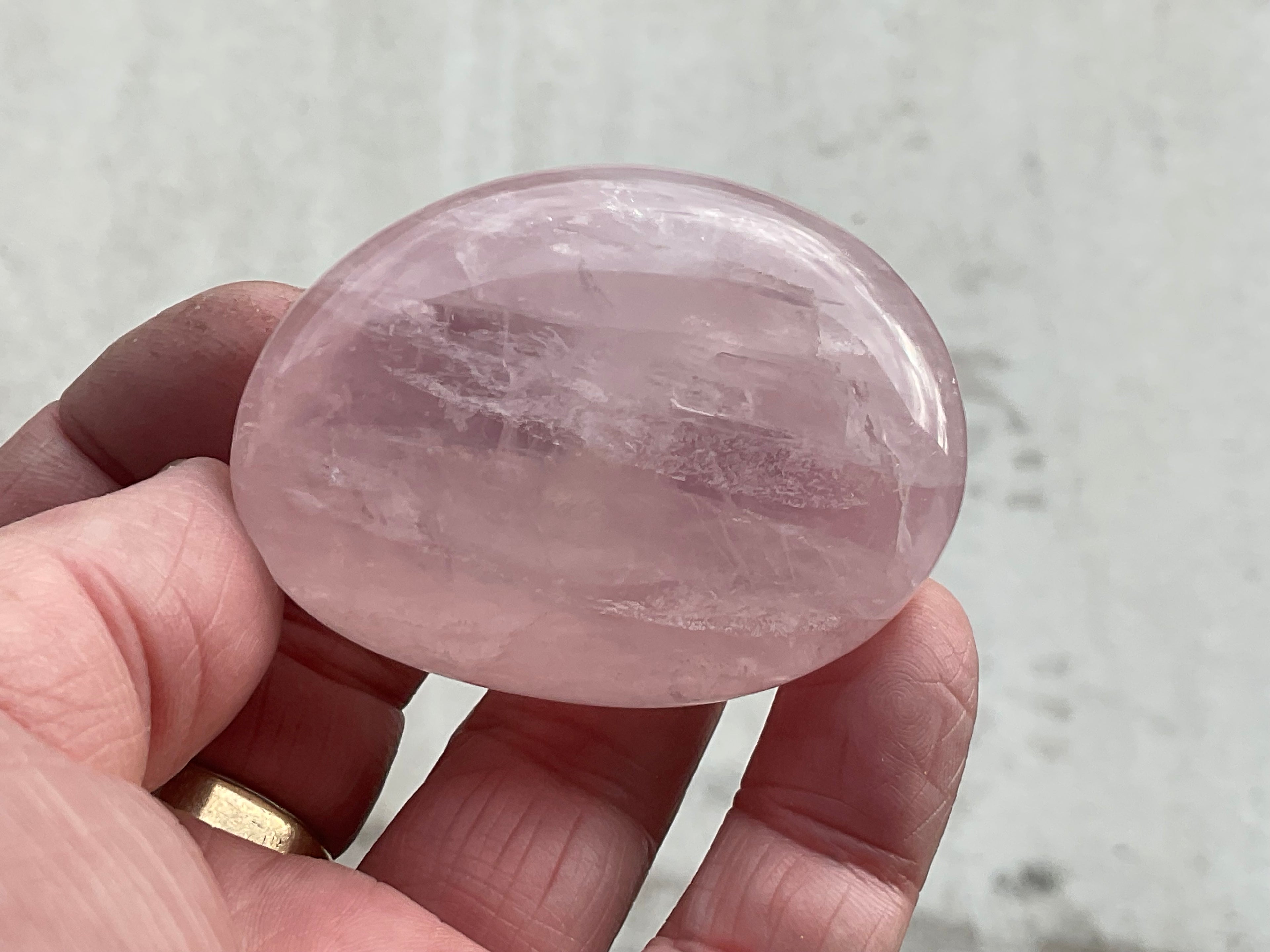 85g Rose Quartz Palmstone 4A