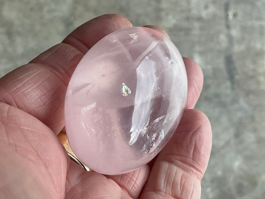 85g Rose Quartz Palmstone 4C