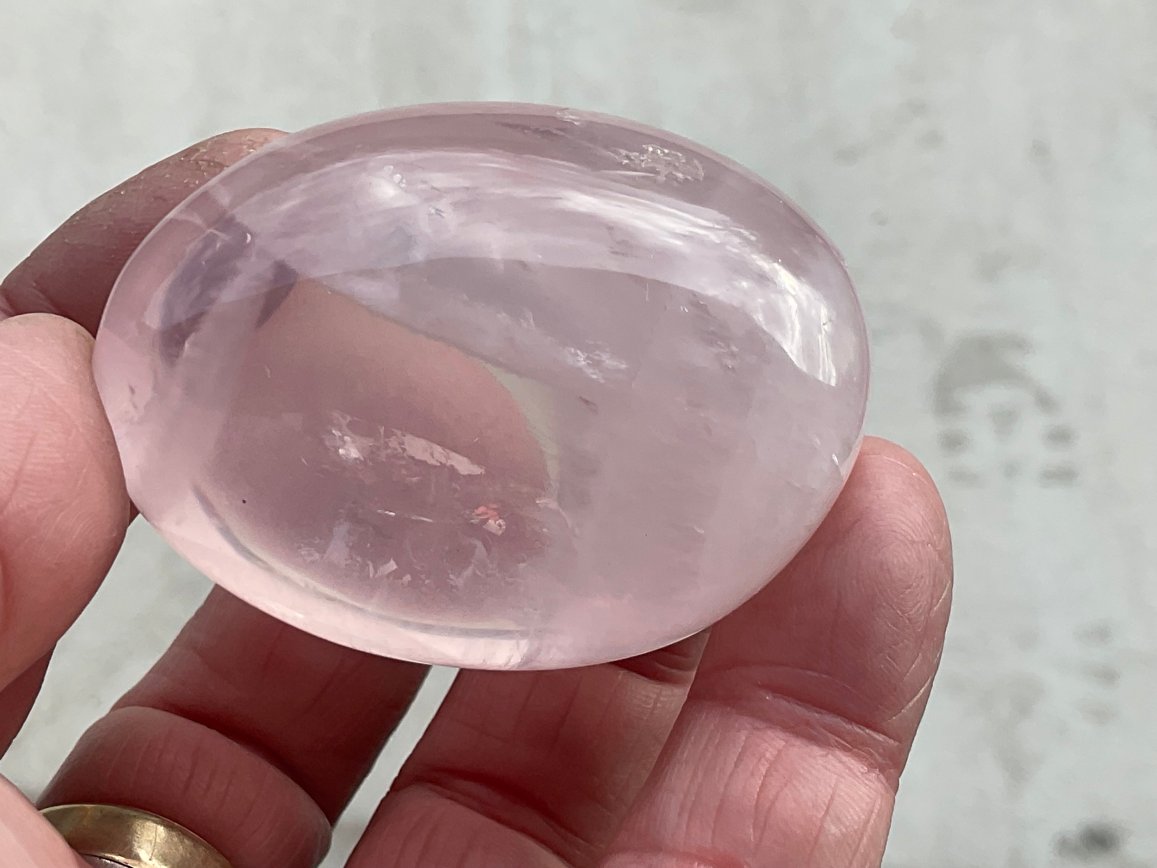 85g Rose Quartz Palmstone 4C