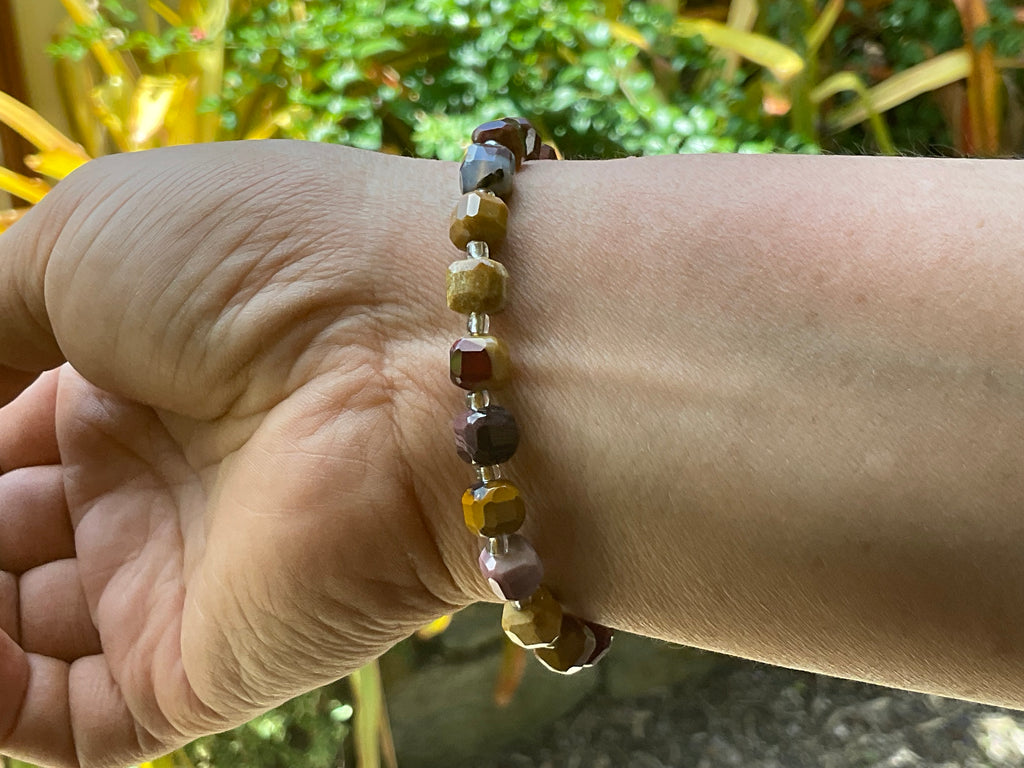 Mookaite Faceted Bead with Spacers Bracelet