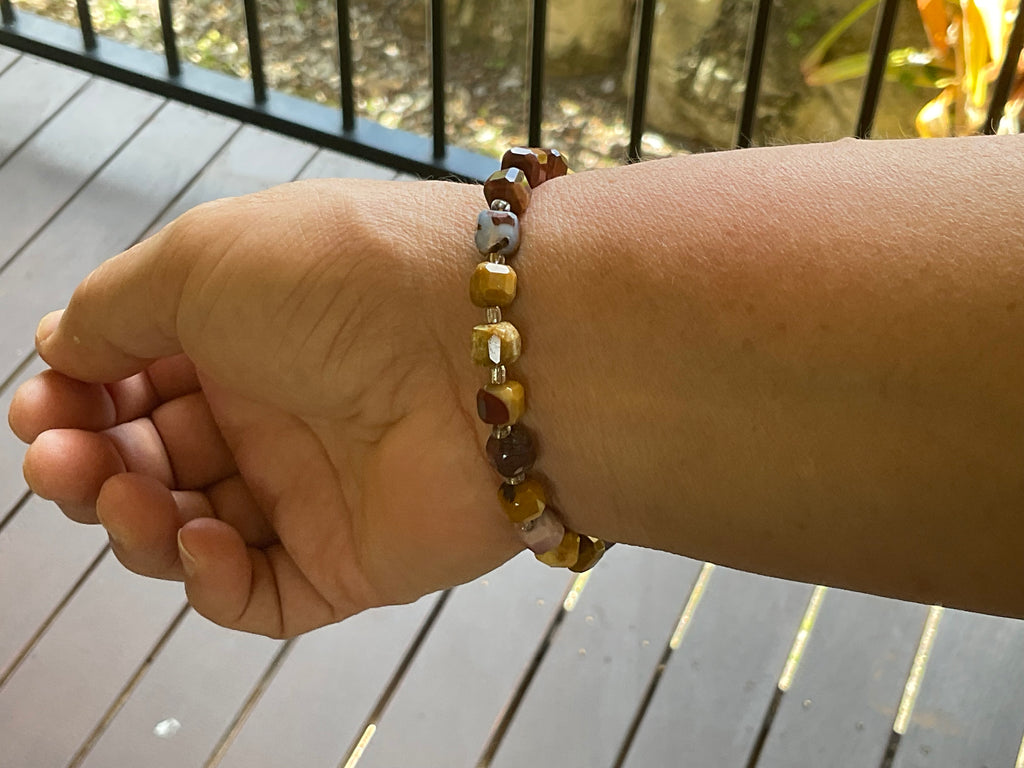 Mookaite Faceted Bead with Spacers Bracelet