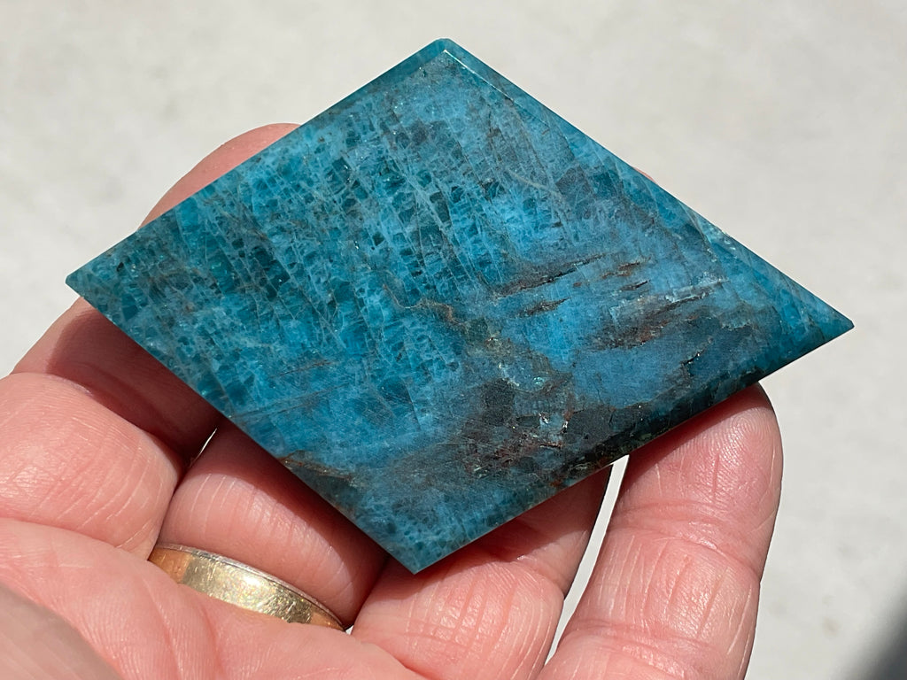 64g Blue Apatite Polished Diamond with stand 1B