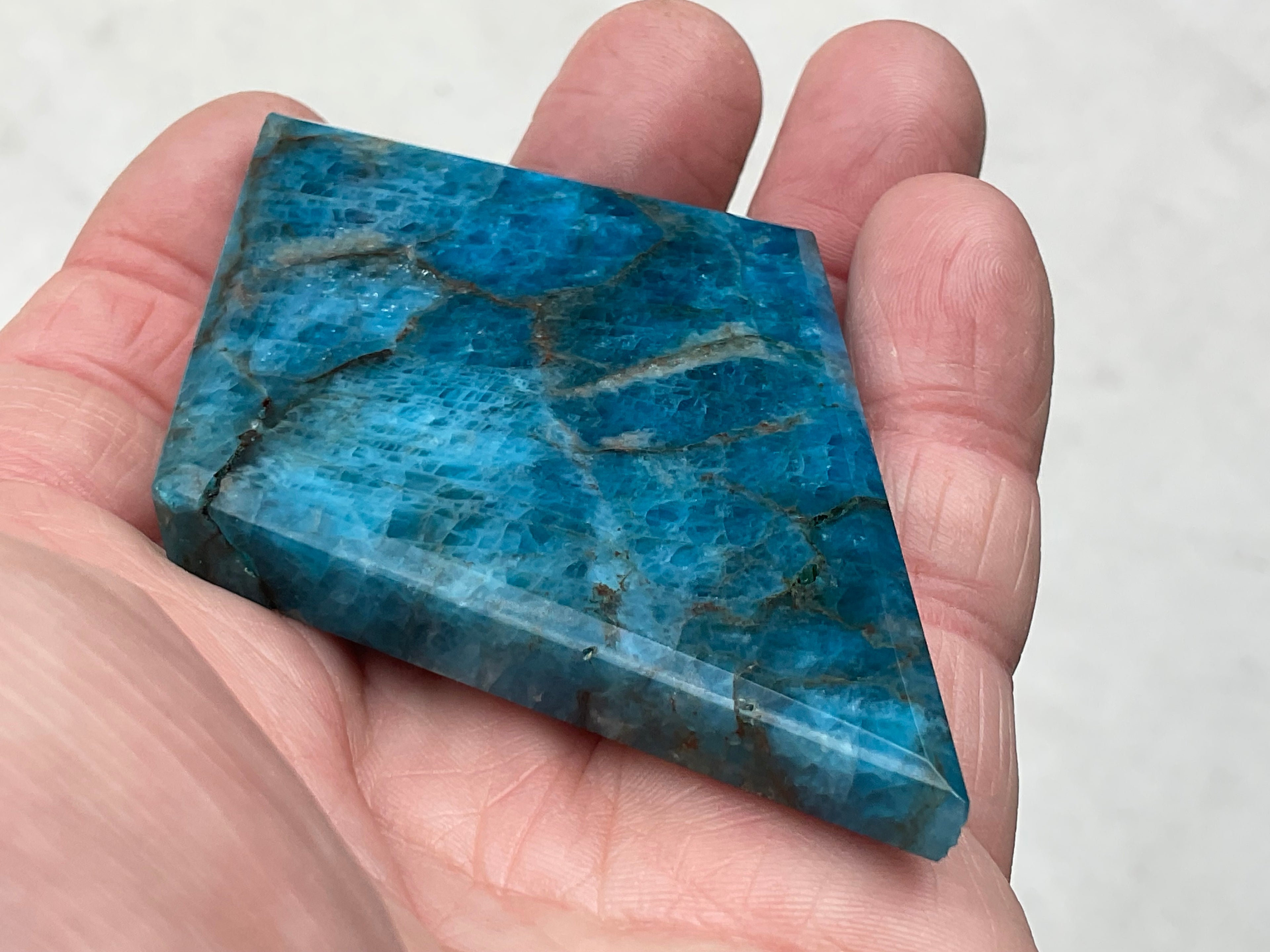 82g Blue Apatite Polished Diamond with stand 2B