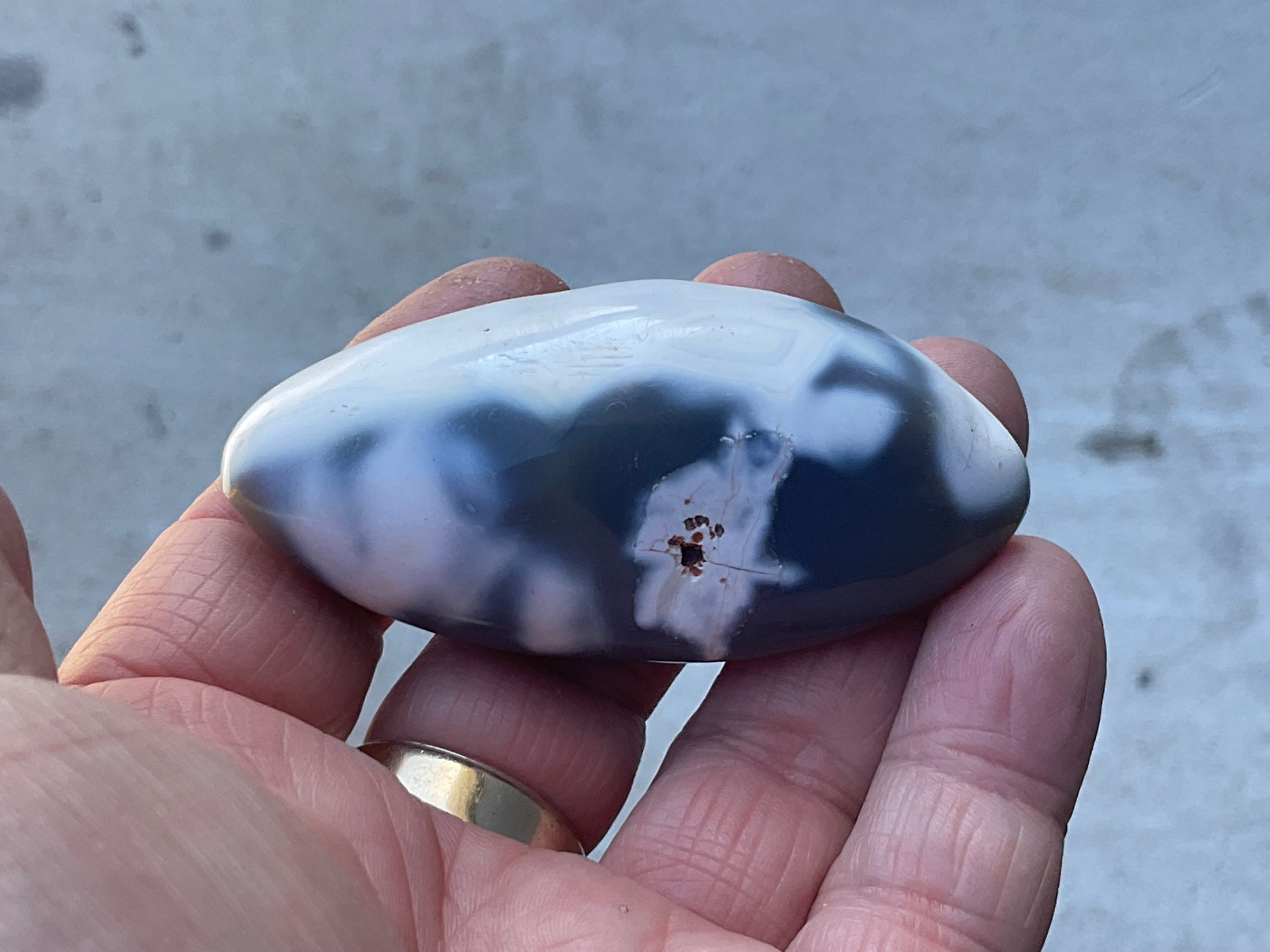 72g Orca Agate Palmstone 1A