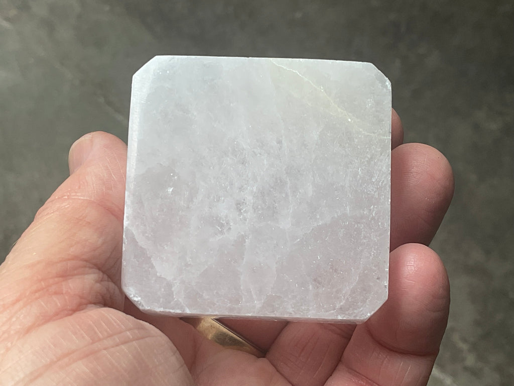 Selenite Sphere Holder