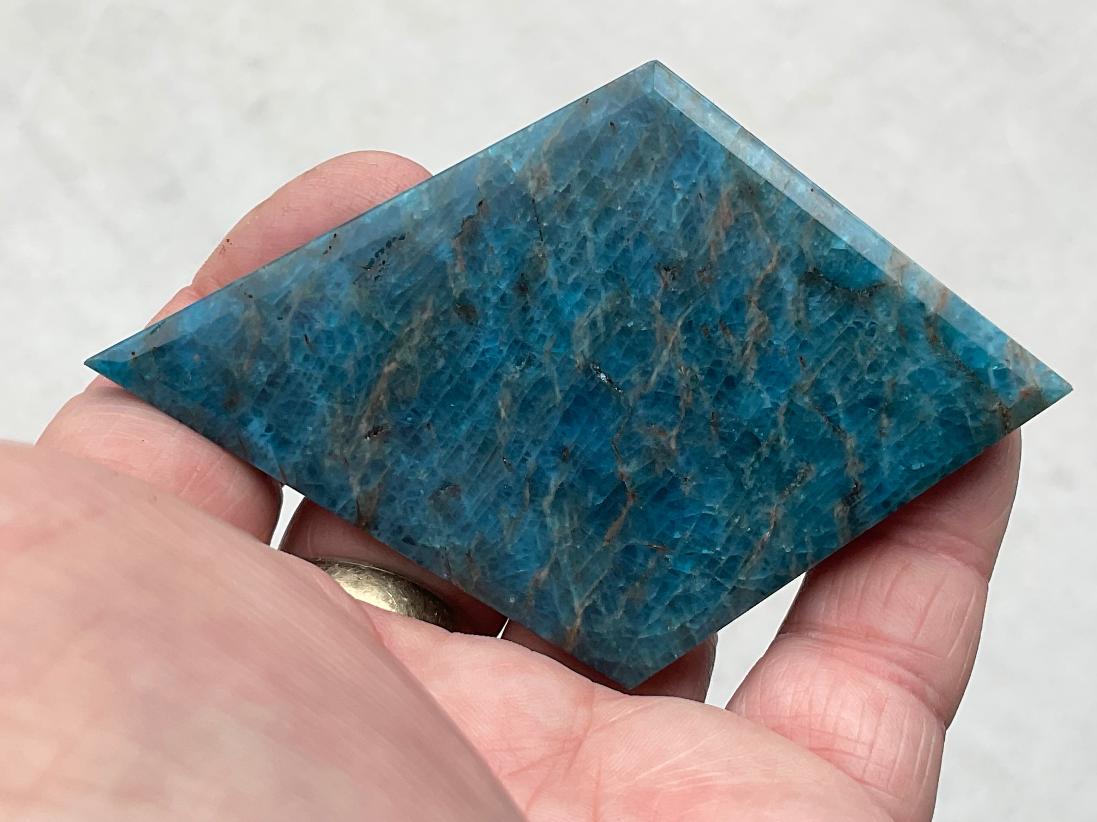 88g Blue Apatite Polished Diamond with stand 3C