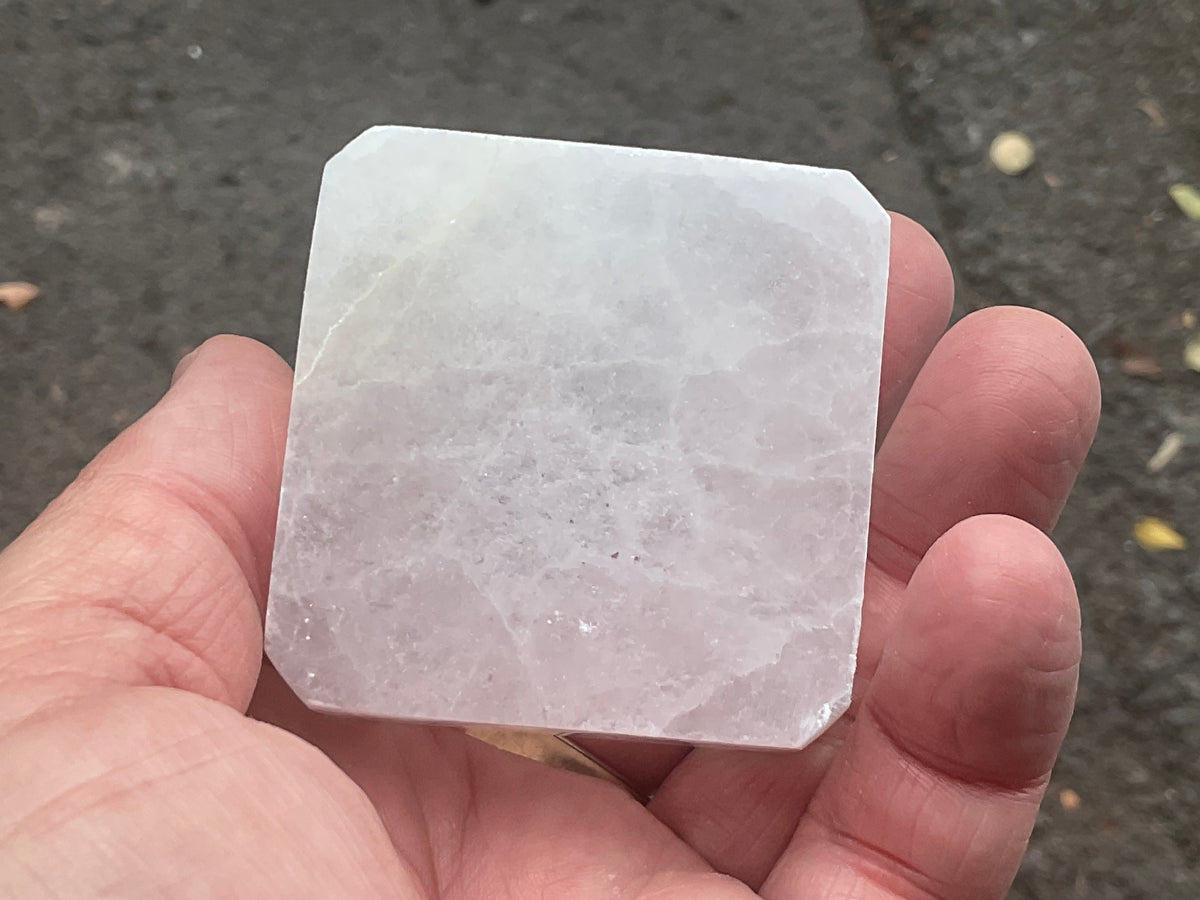 Selenite Sphere Holder