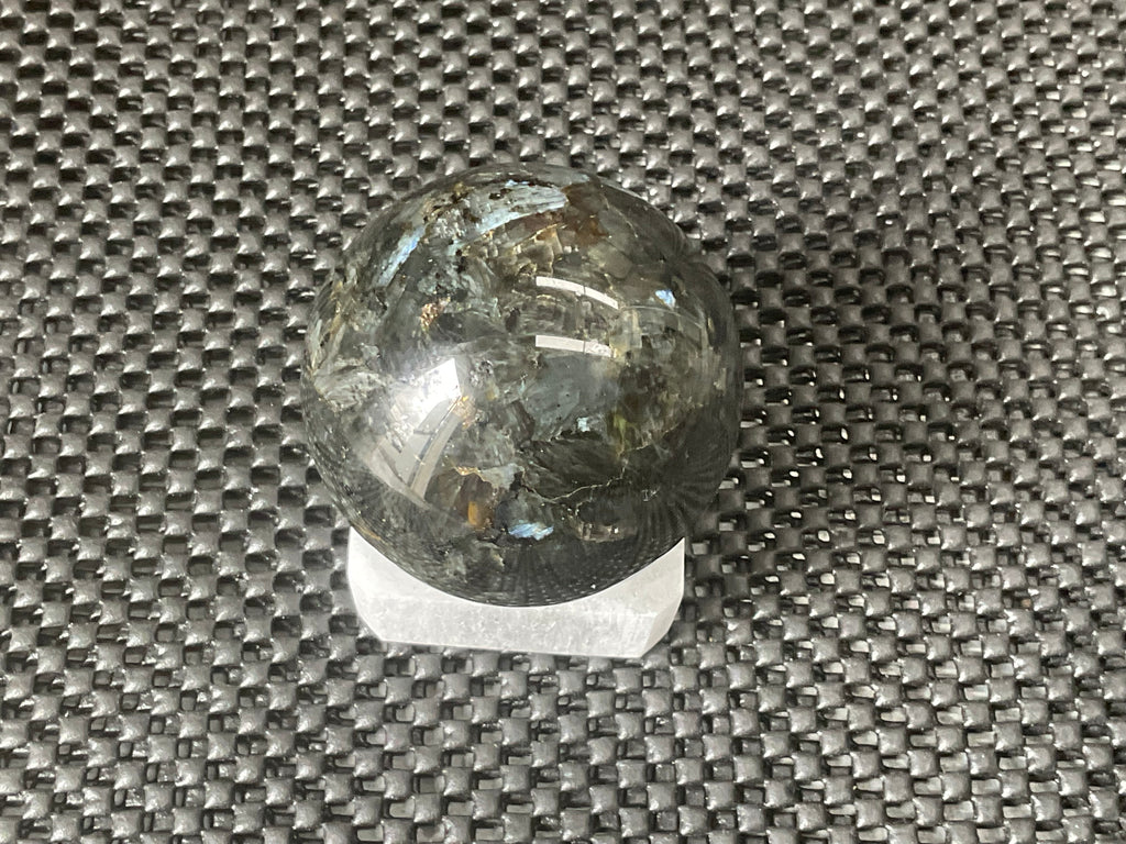 Selenite Sphere Holder