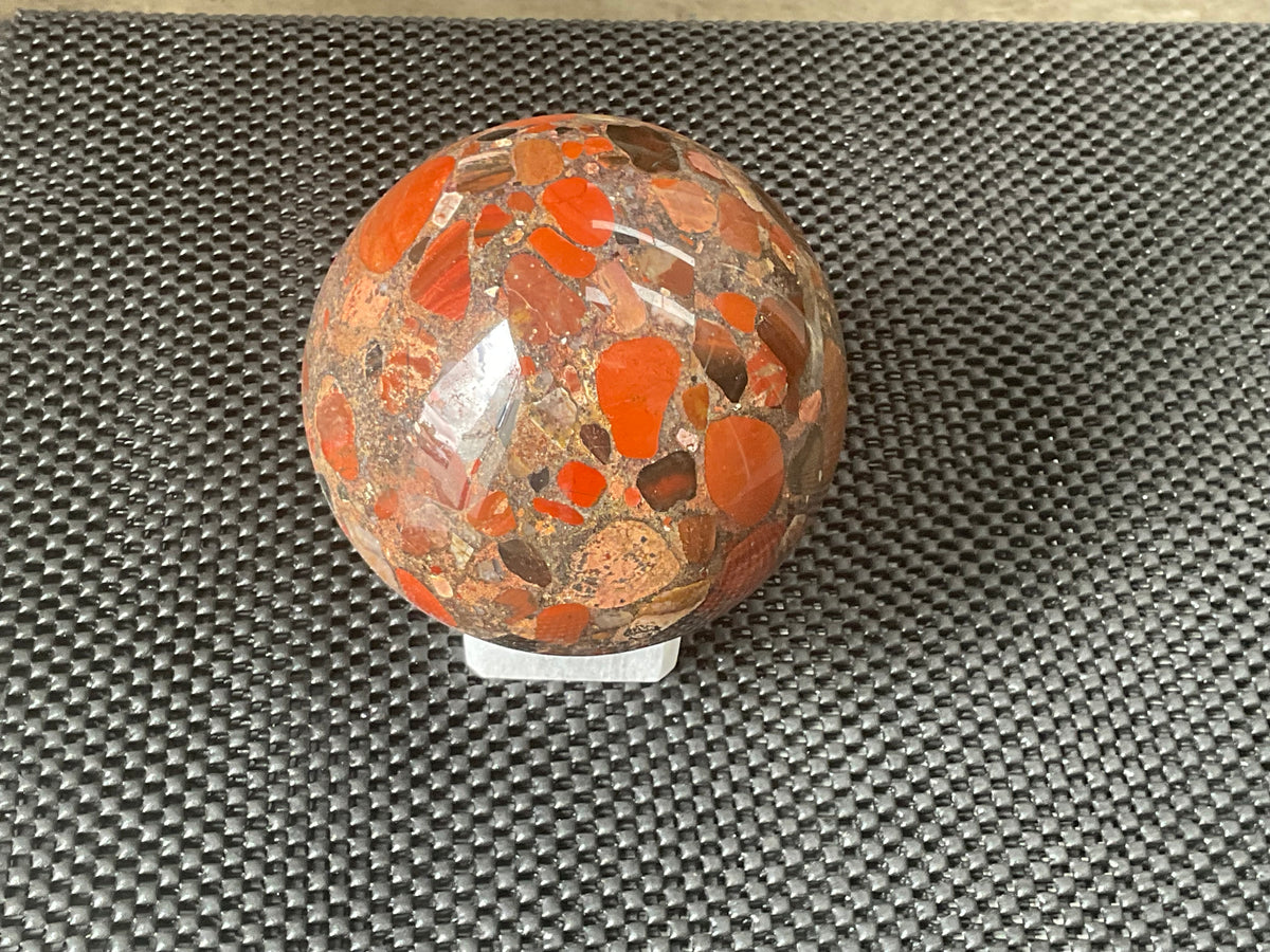 Selenite Sphere Holder