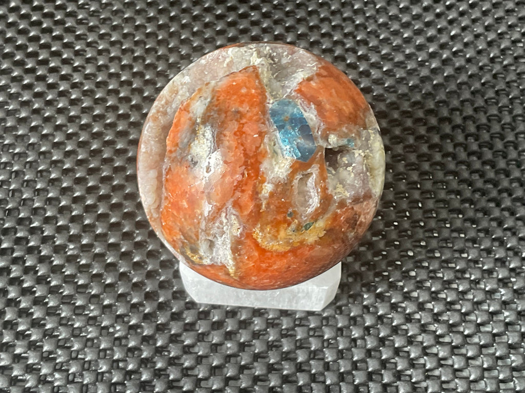 Selenite Sphere Holder