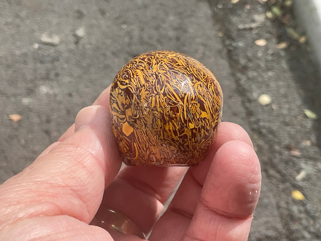 88g Calligraphy Stone Skull