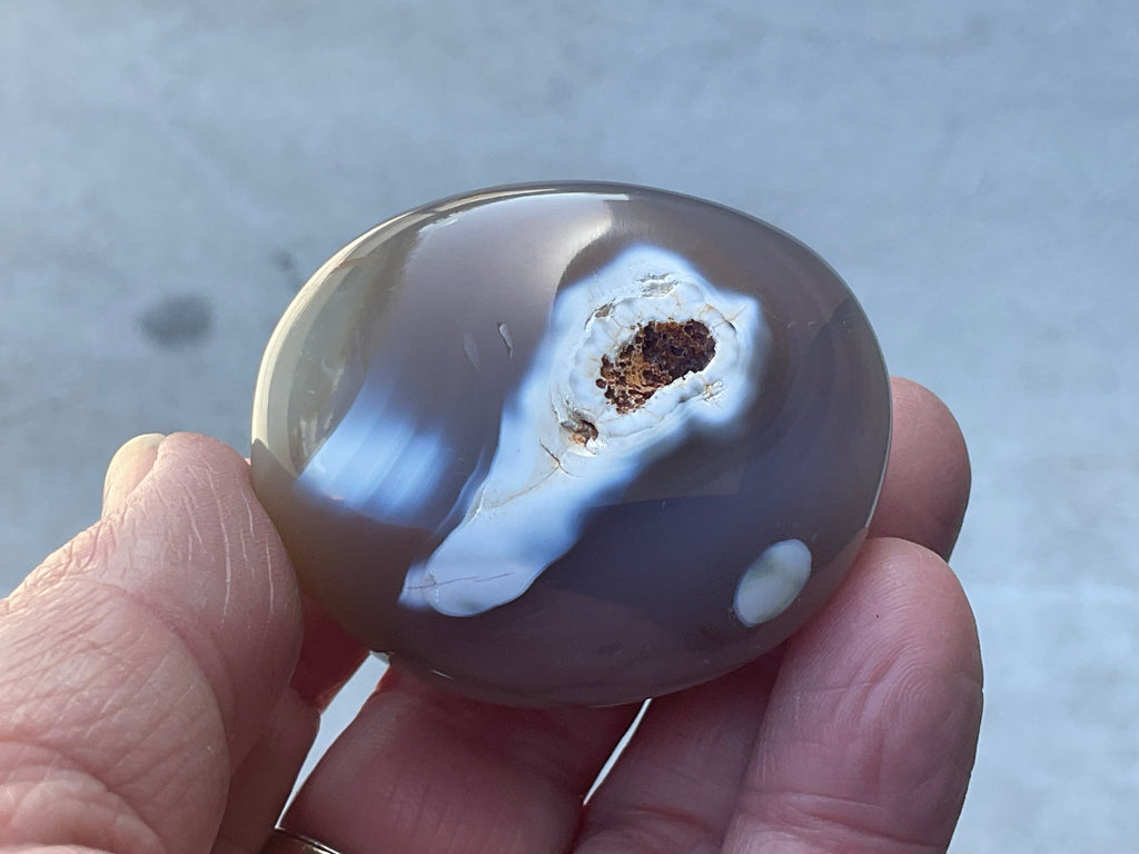 88g Orca Agate Palmstone 2C
