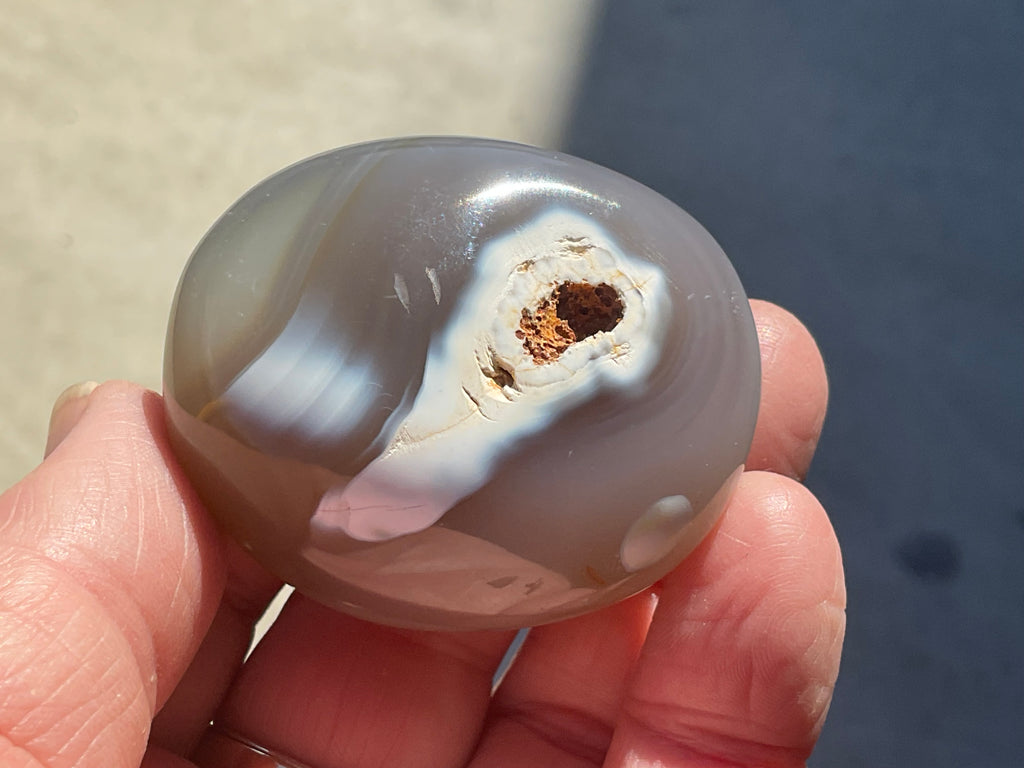 88g Orca Agate Palmstone 2C