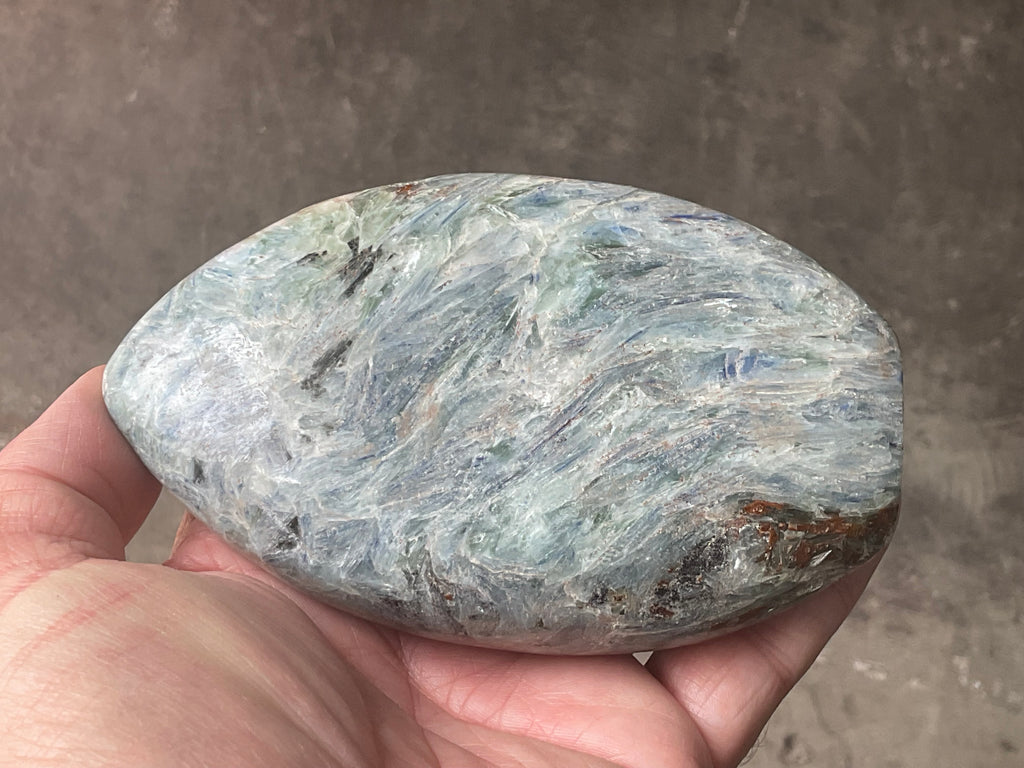 527g Polished Blue/Green Kyanite Teardrop Freeform 2B