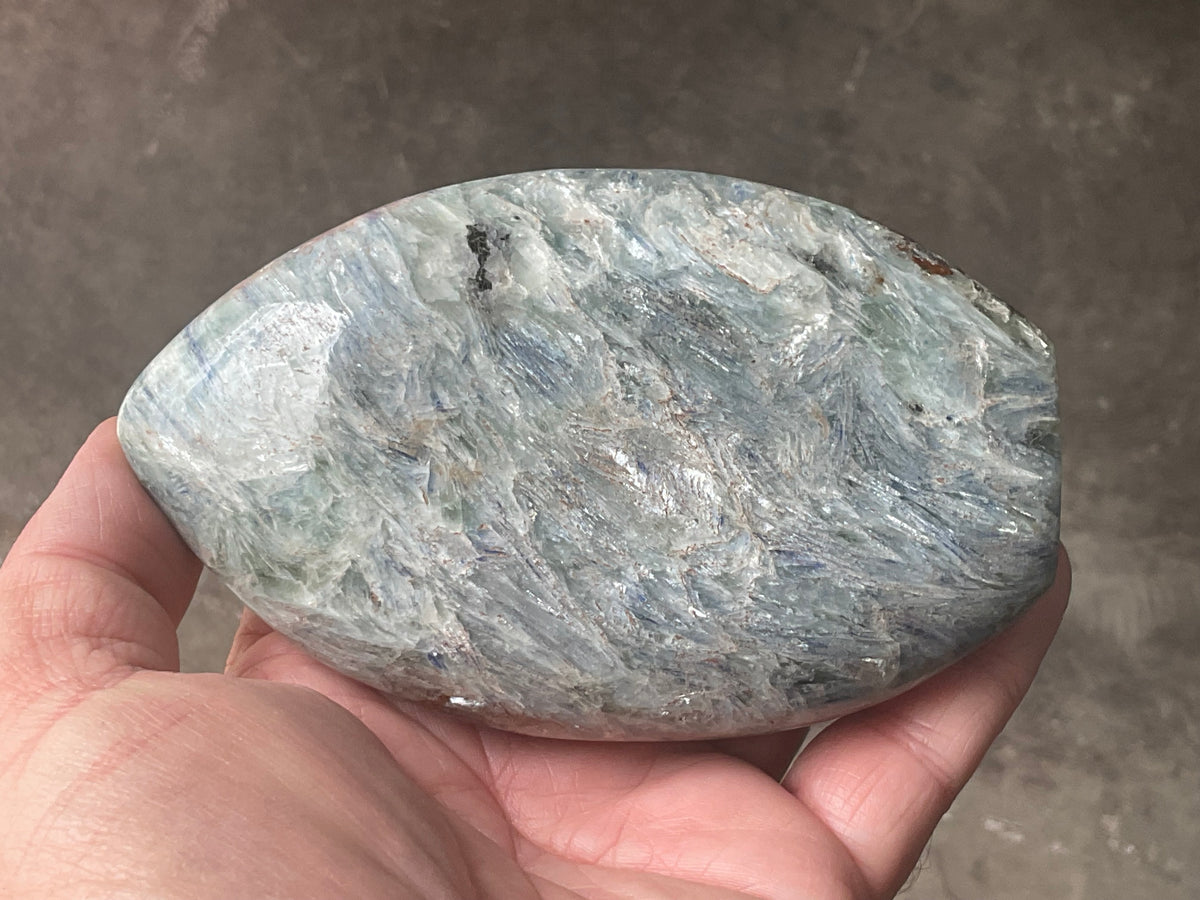 527g Polished Blue/Green Kyanite Teardrop Freeform 2B