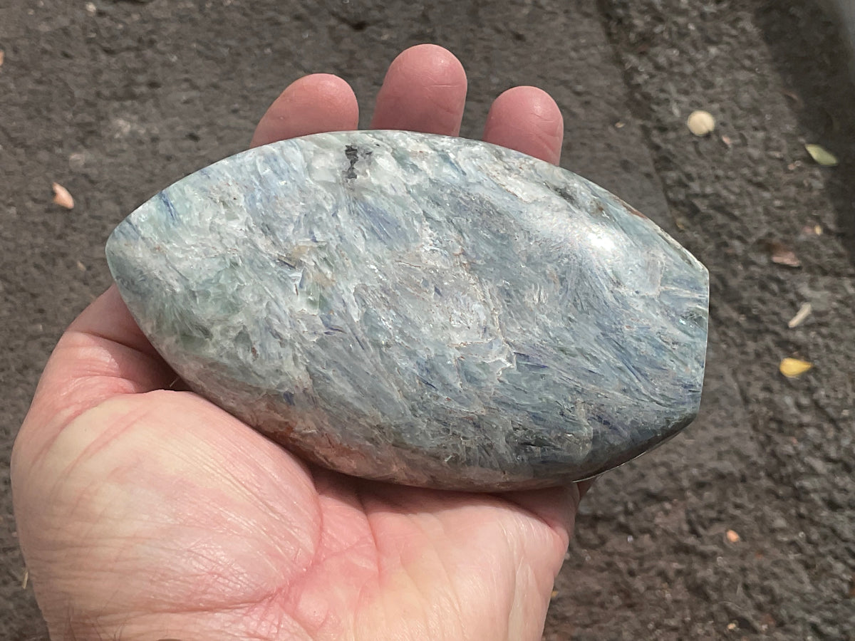 527g Polished Blue/Green Kyanite Teardrop Freeform 2B