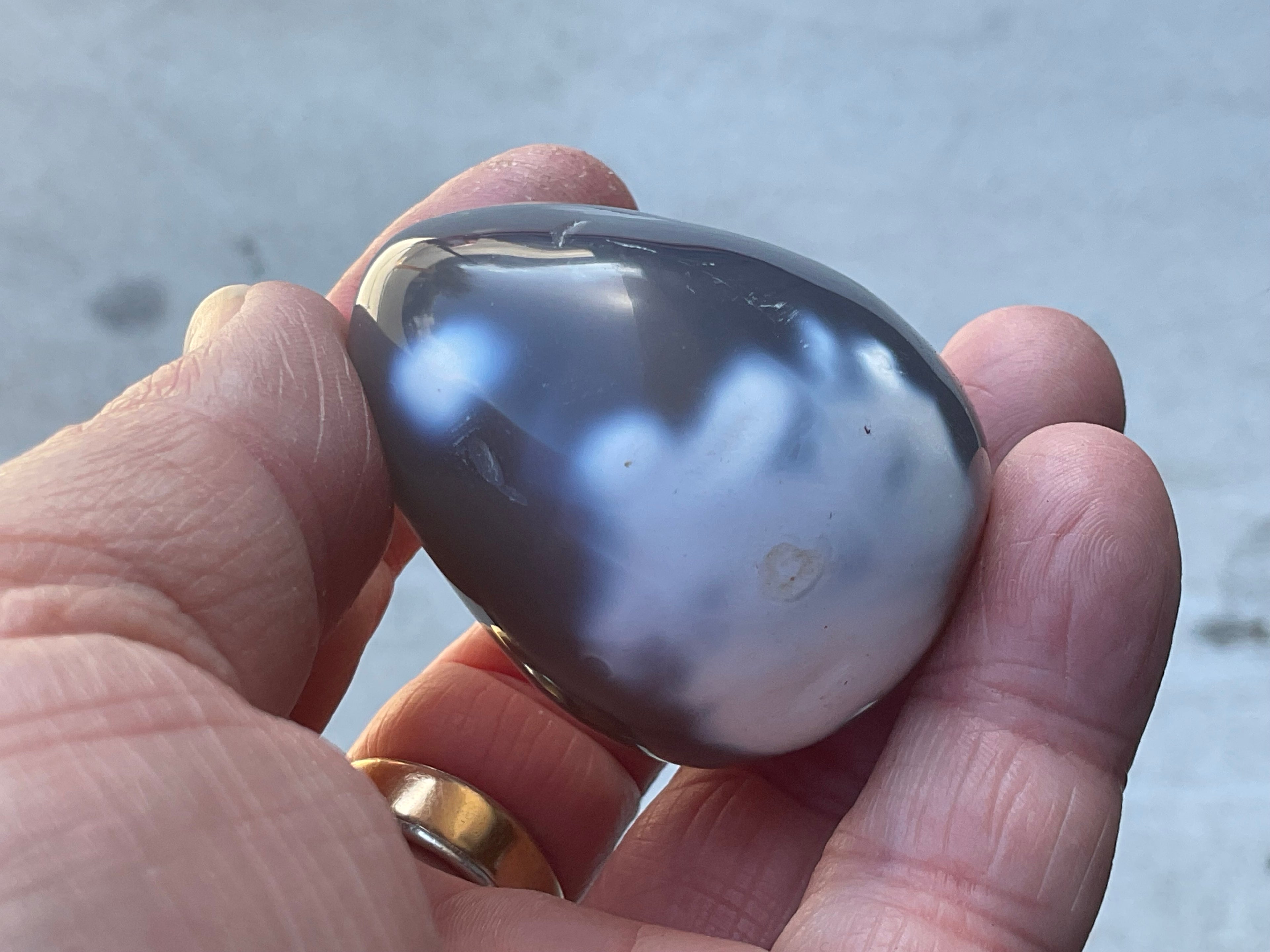 110g Orca Agate Palmstone 3C
