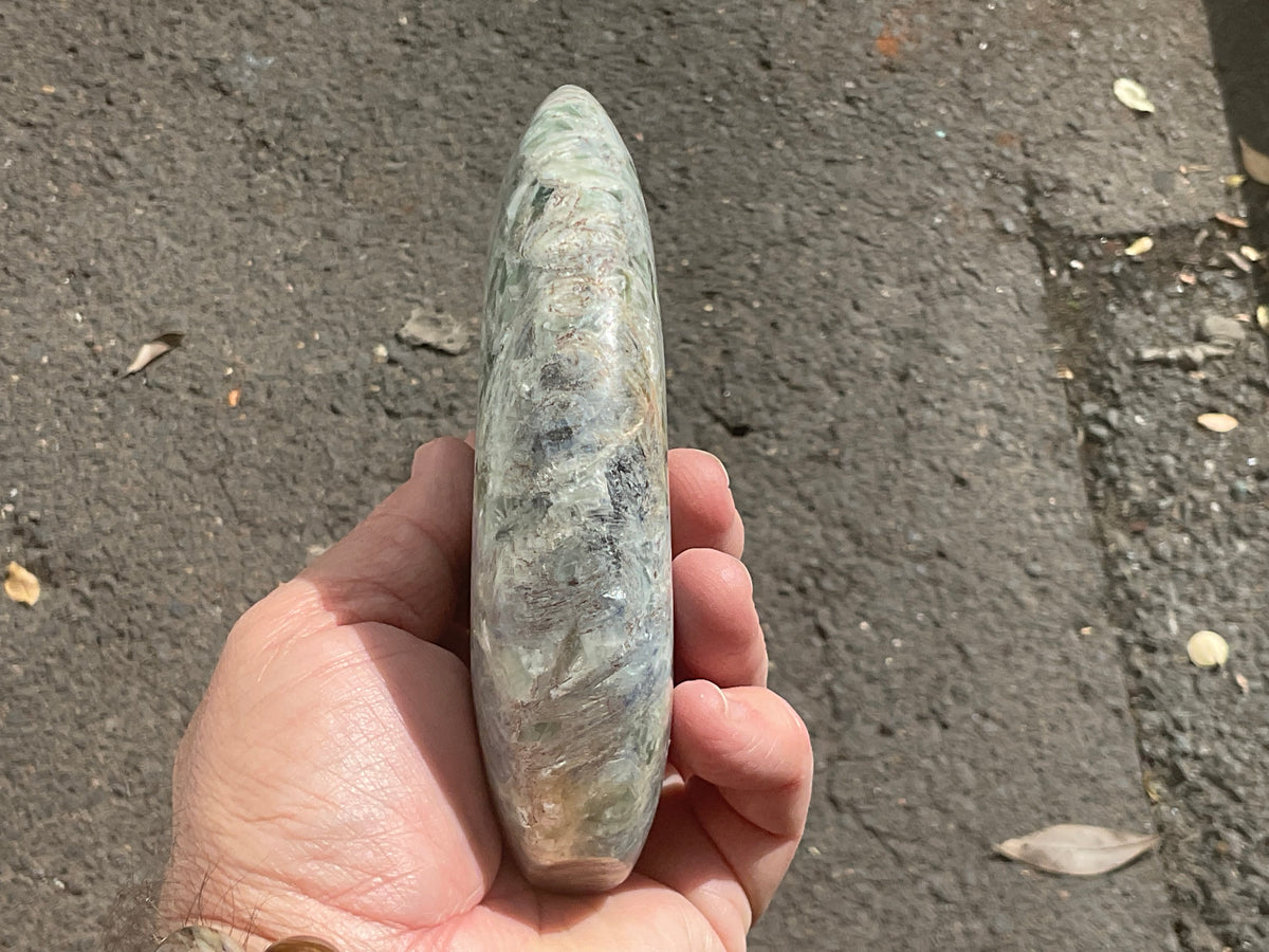 635g Polished Blue/Green Kyanite Teardrop Freeform 2C
