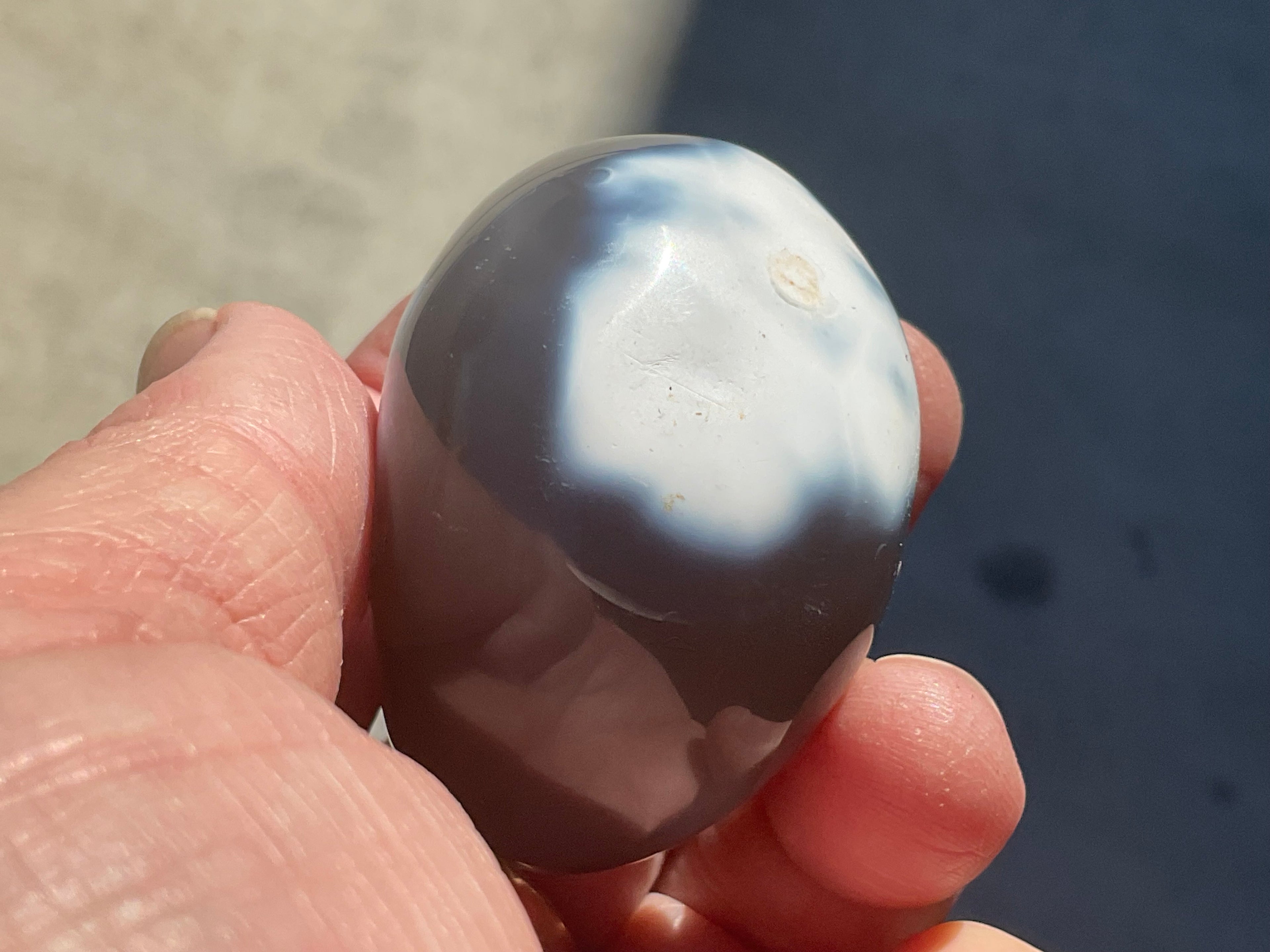110g Orca Agate Palmstone 3C