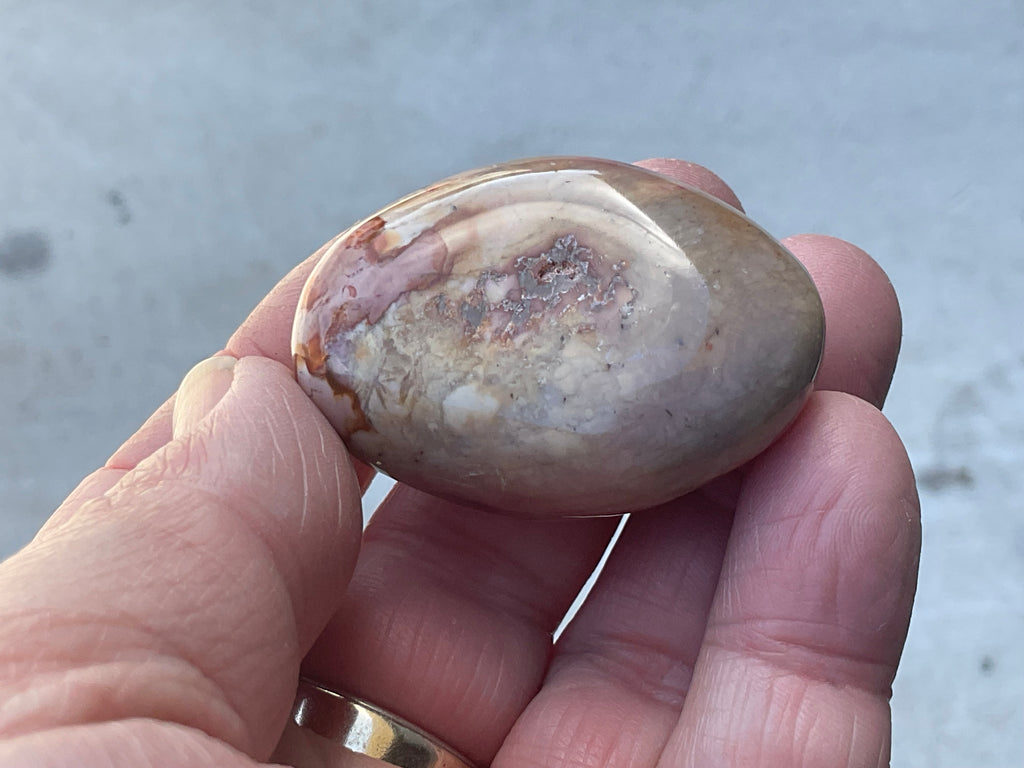47g Polychrome Jasper Palmstone 2C