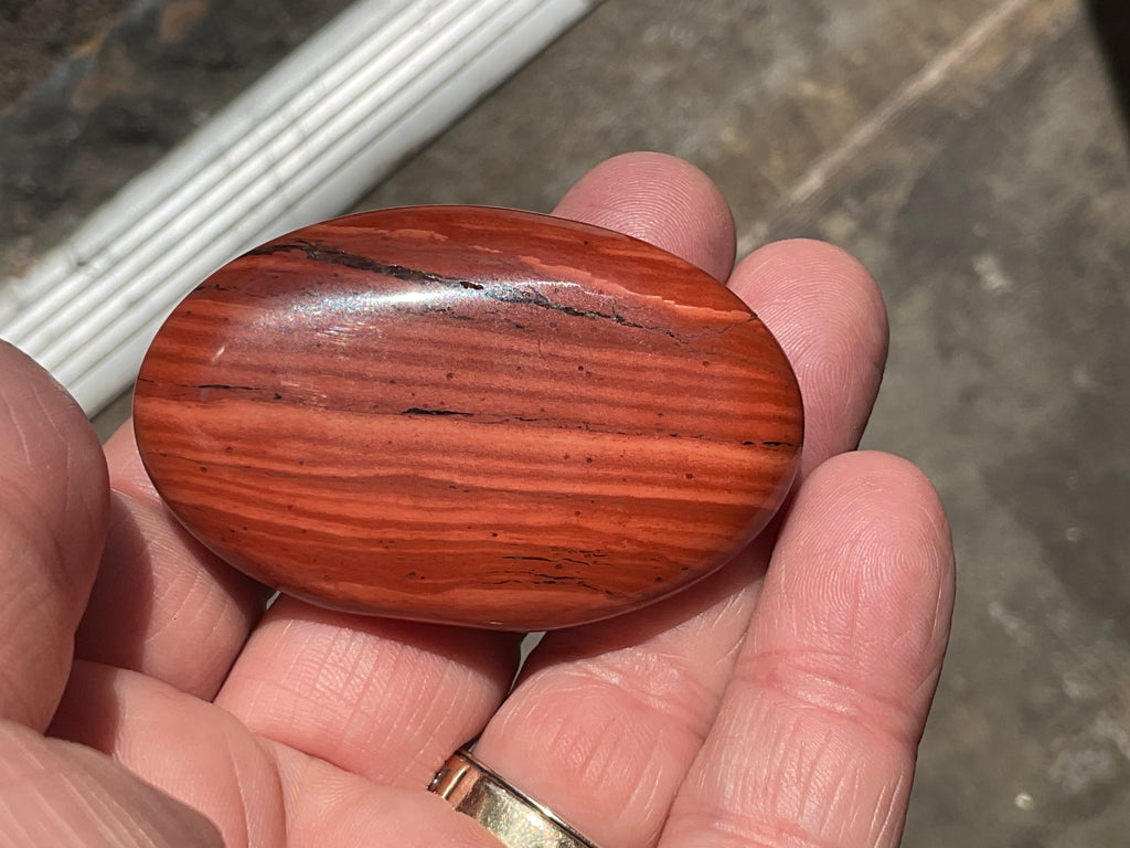 50g Red Jasper Palmstone 1A
