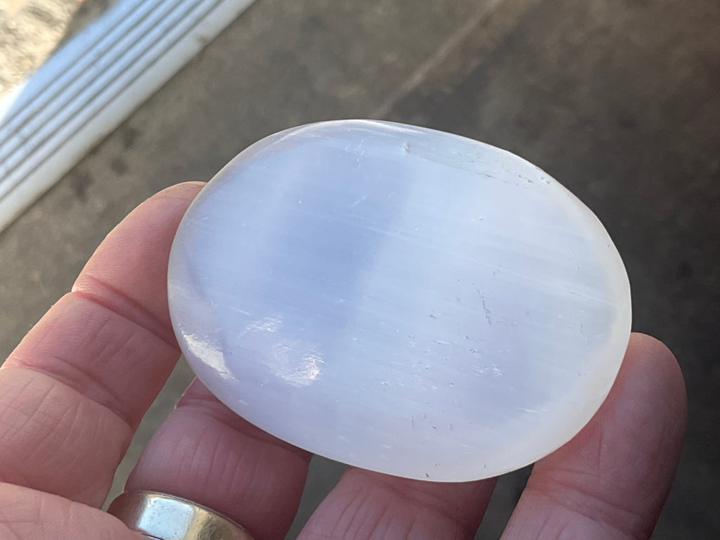67g Selenite Palmstone 1A