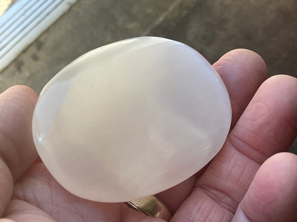 67g Selenite Palmstone 1A