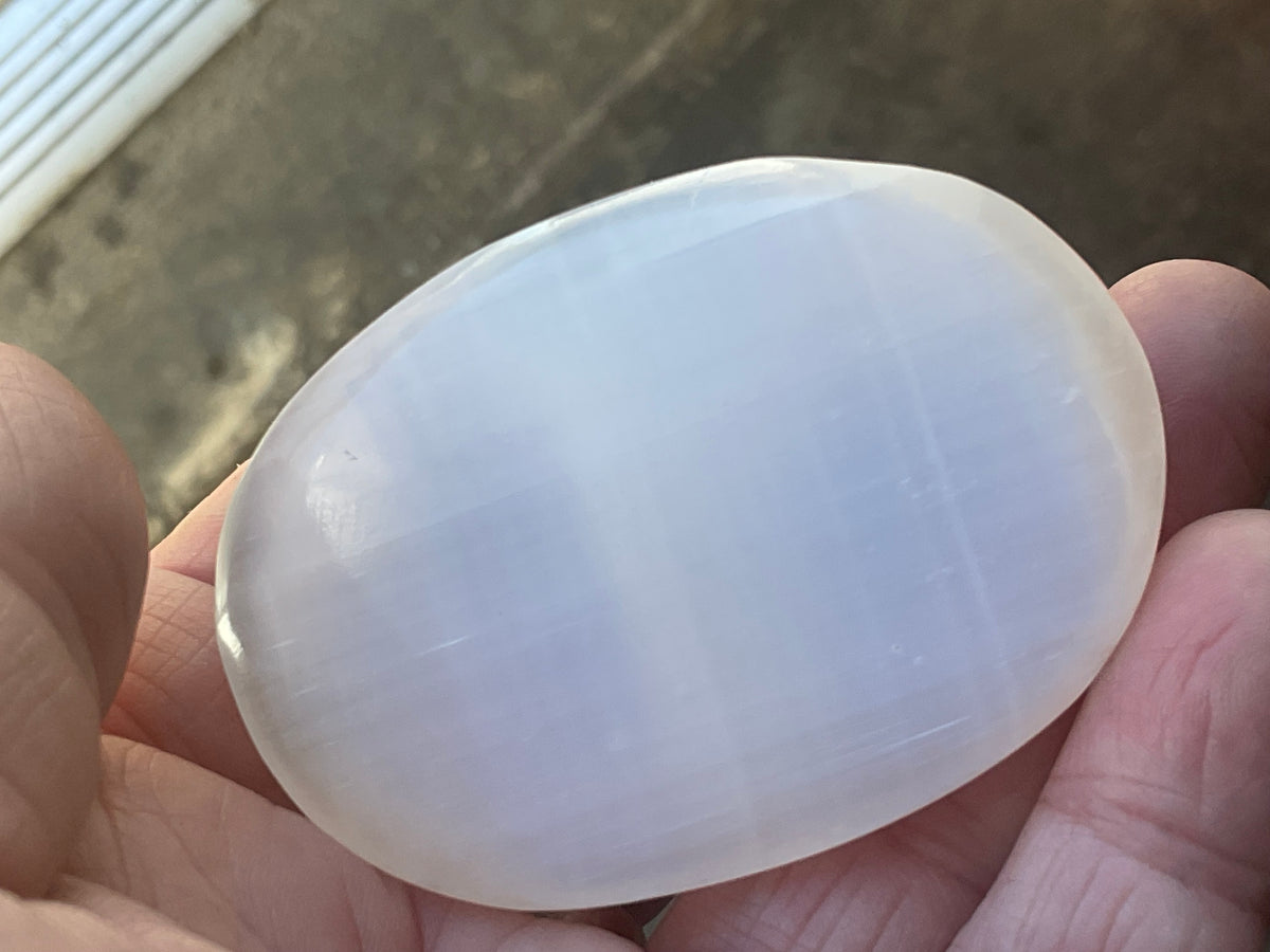 67g Selenite Palmstone 1A