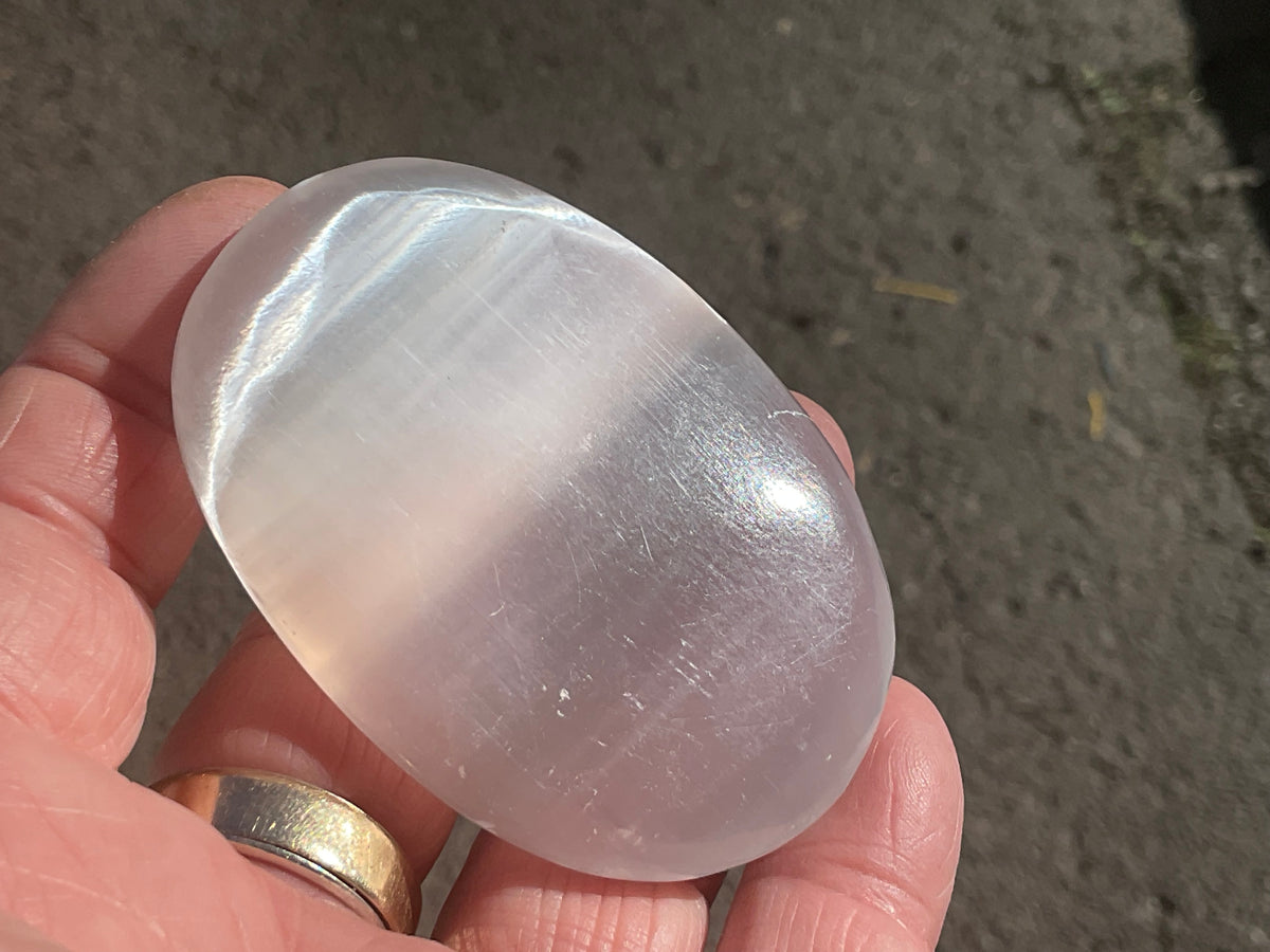 67g Selenite Palmstone 1A