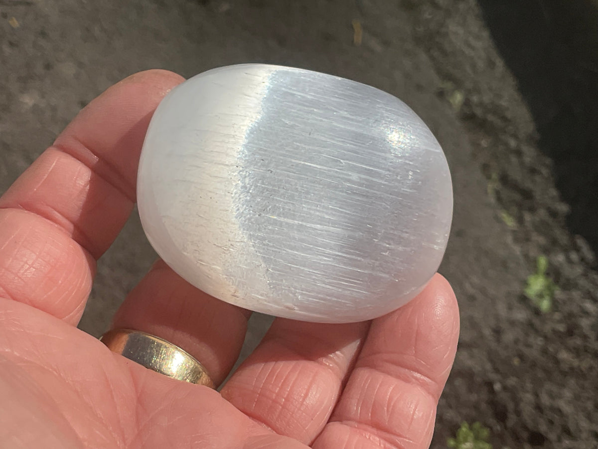 83g Selenite Palmstone 2A