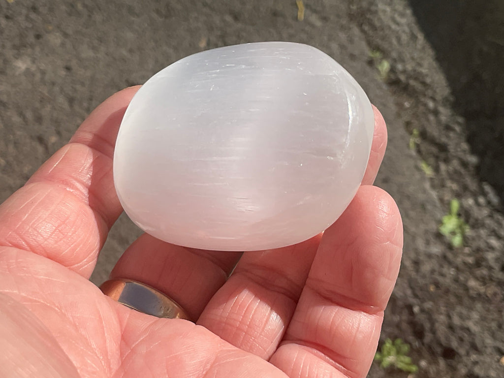 83g Selenite Palmstone 2A