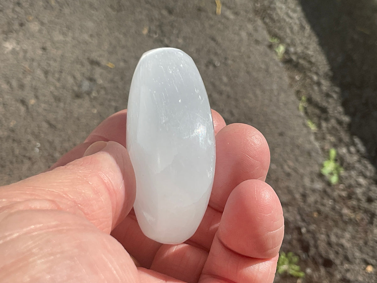 83g Selenite Palmstone 2A