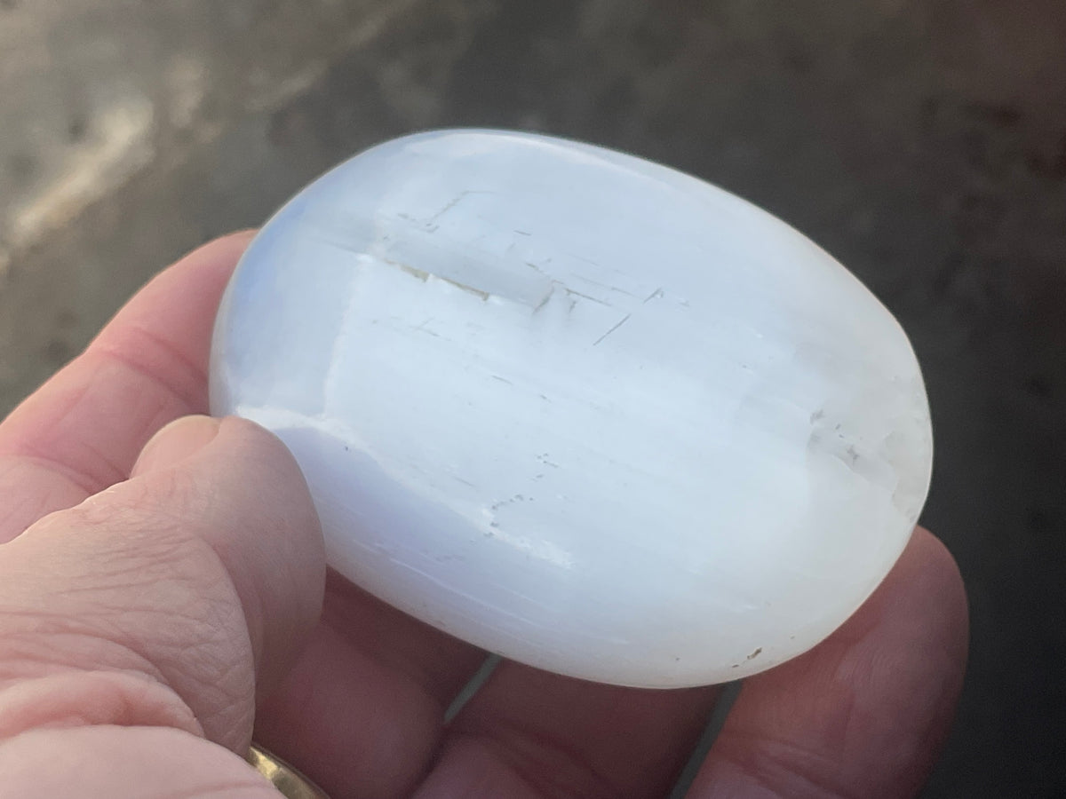 84g Selenite Palmstone 2B