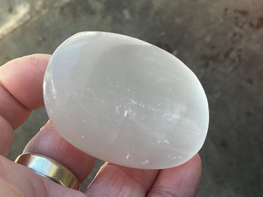 84g Selenite Palmstone 2B