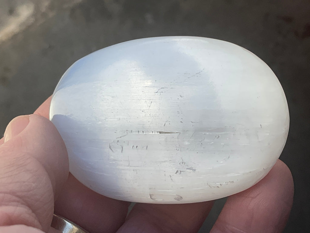 84g Selenite Palmstone 2B