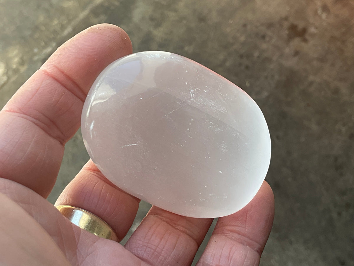 88g Selenite Palmstone B