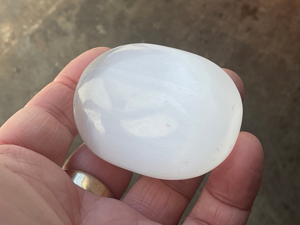 88g Selenite Palmstone B